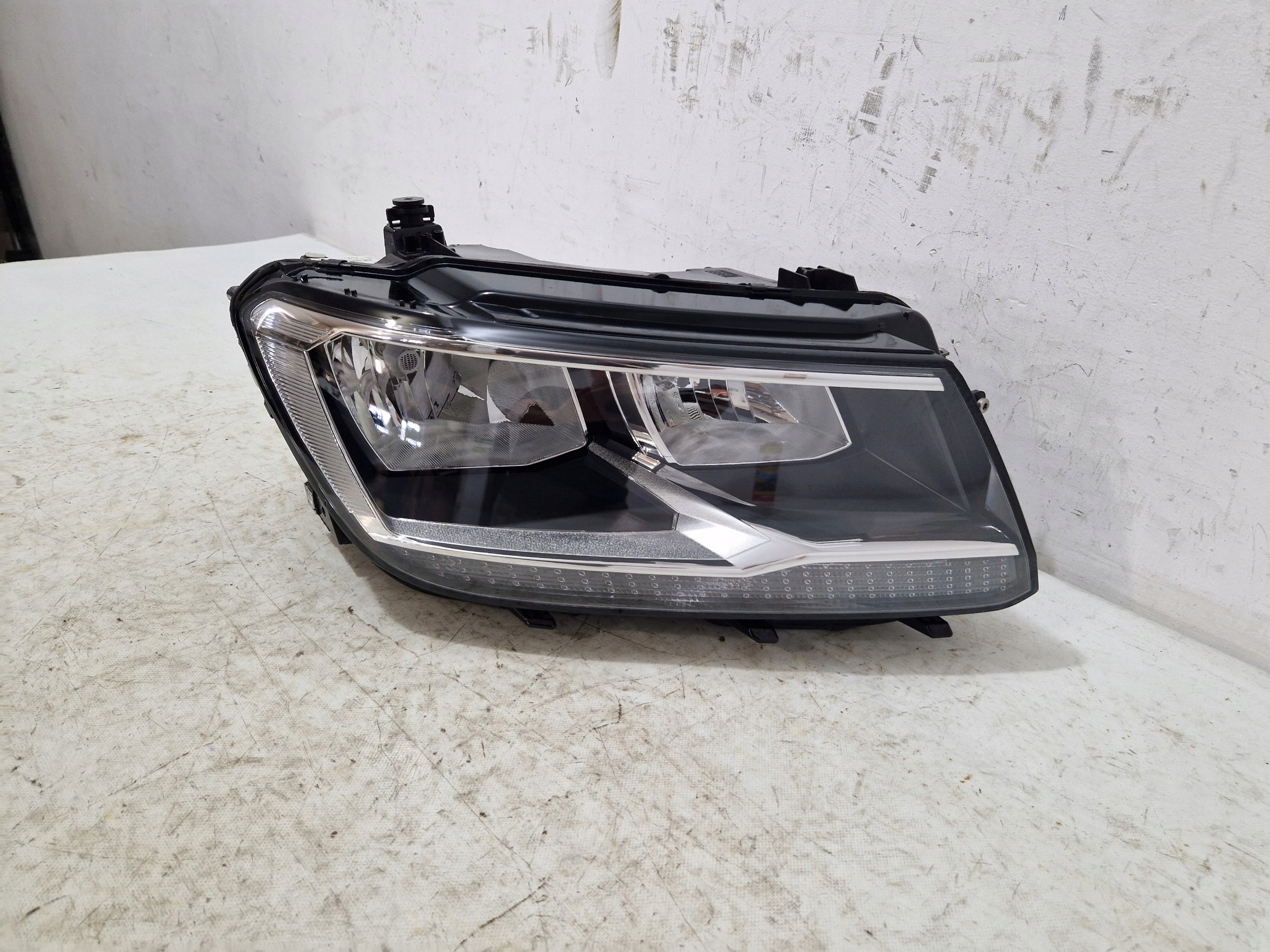 VW TIGUAN II 5NB REFLEKTOR light right front front 5NB941006B