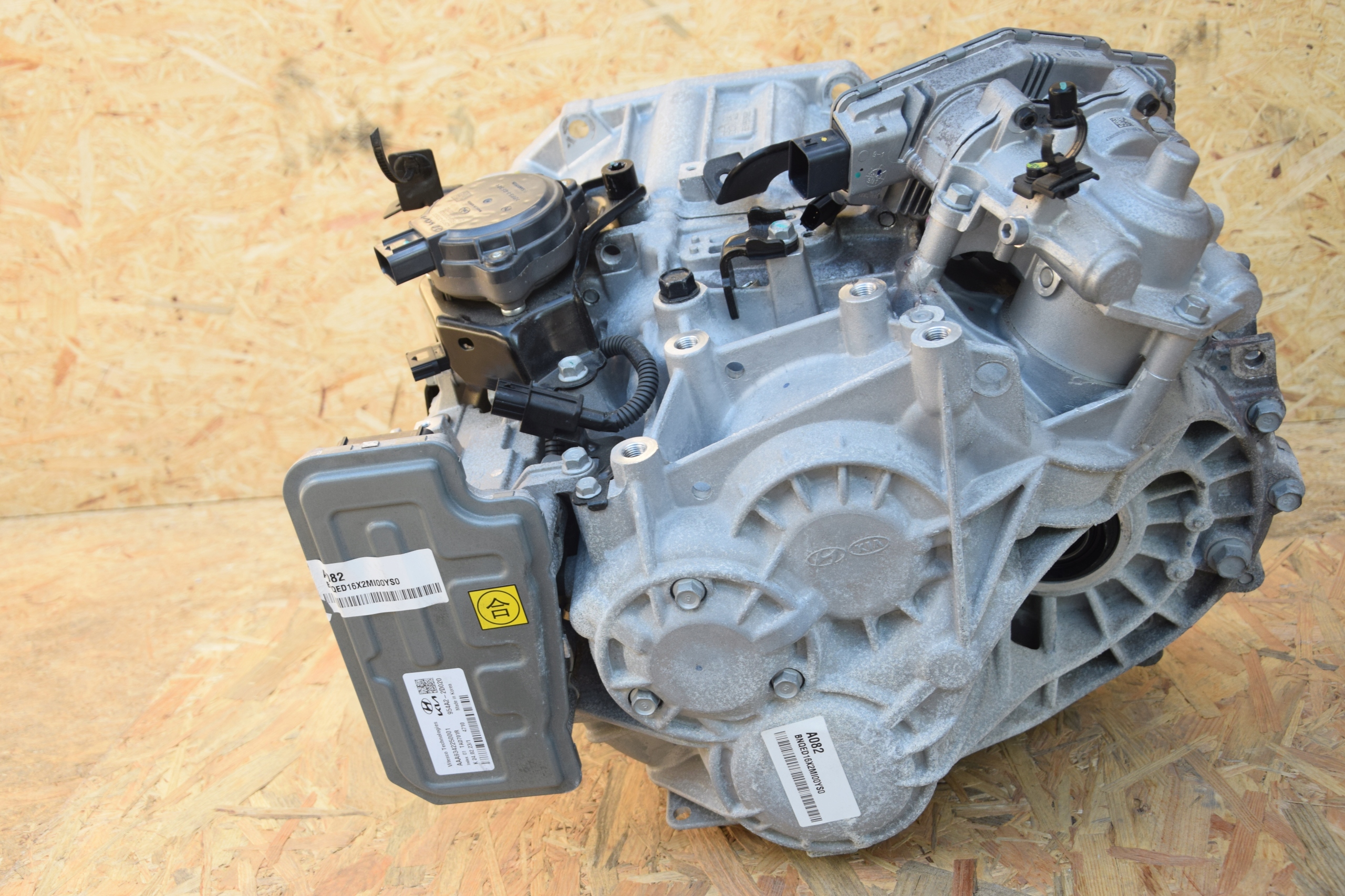 SKRZYNIA BIEGÓW AUTOMAT BE42 KIA SPORTAGE V 1.6T GDI 23r NOWA 0KM Typ samochodu 4x4/SUV Samochody osobowe