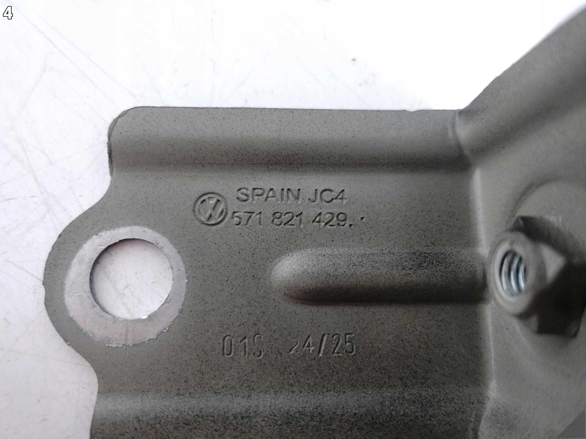 VW TIGUAN CT1 III 571 24- Support Support plaque Support W Aile Avant ORG Y9T