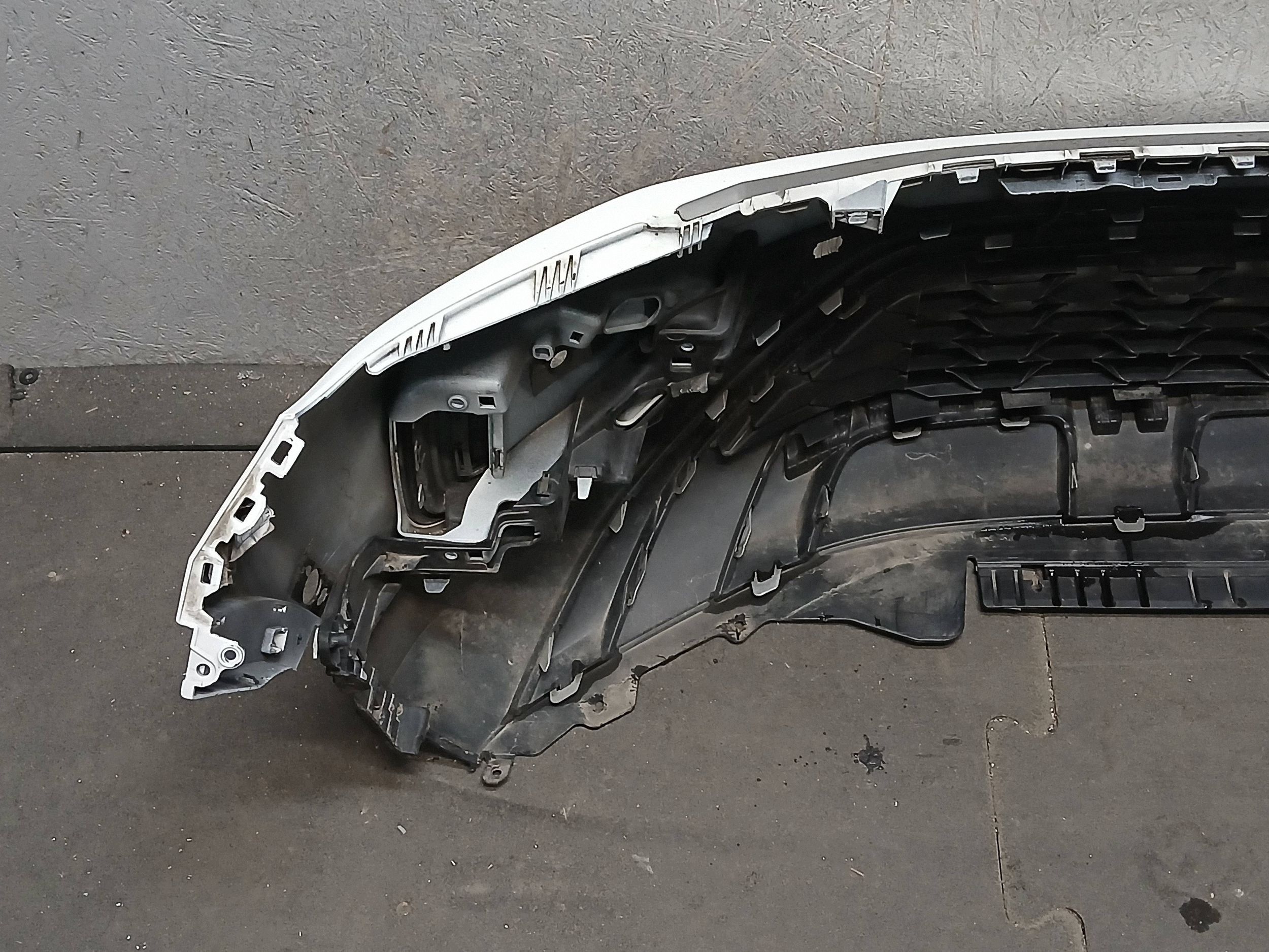 bumper front VW T-ROC T ROC LIFT 2GA