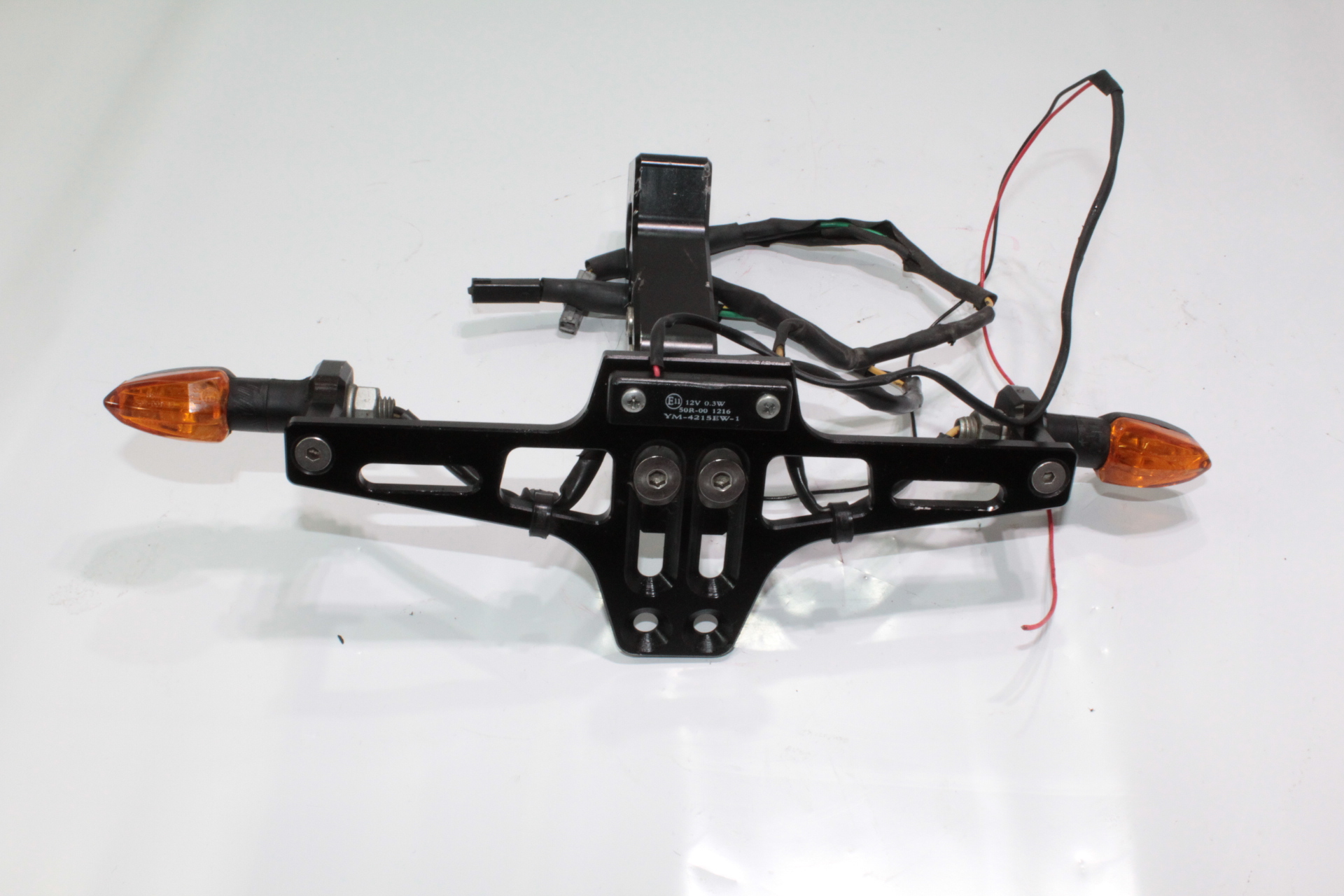 2839050175759028 - KAWASAKI 650 ER-6N 12-17 КРІПЛЕННЯ ПЛАСТИНИ