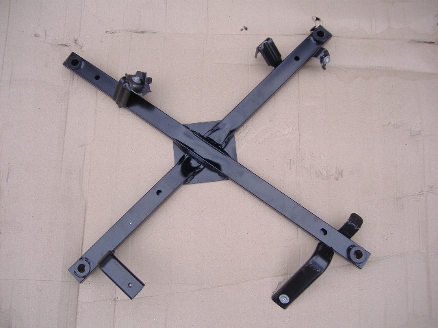 A4536168600 - SMART 453 TWINGO III ТРИМАЧ БАТАРЕЇ КРОНШТЕЙН