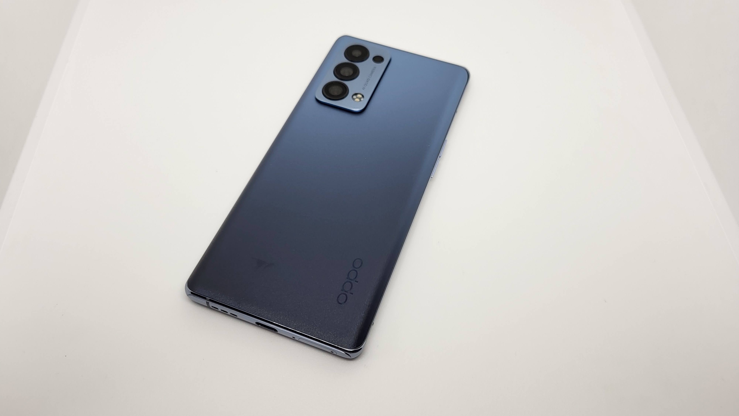 ATRAPA, REPLIKA TELEFONU OPPO RENO 6 PRO 5G Marka telefonu Oppo