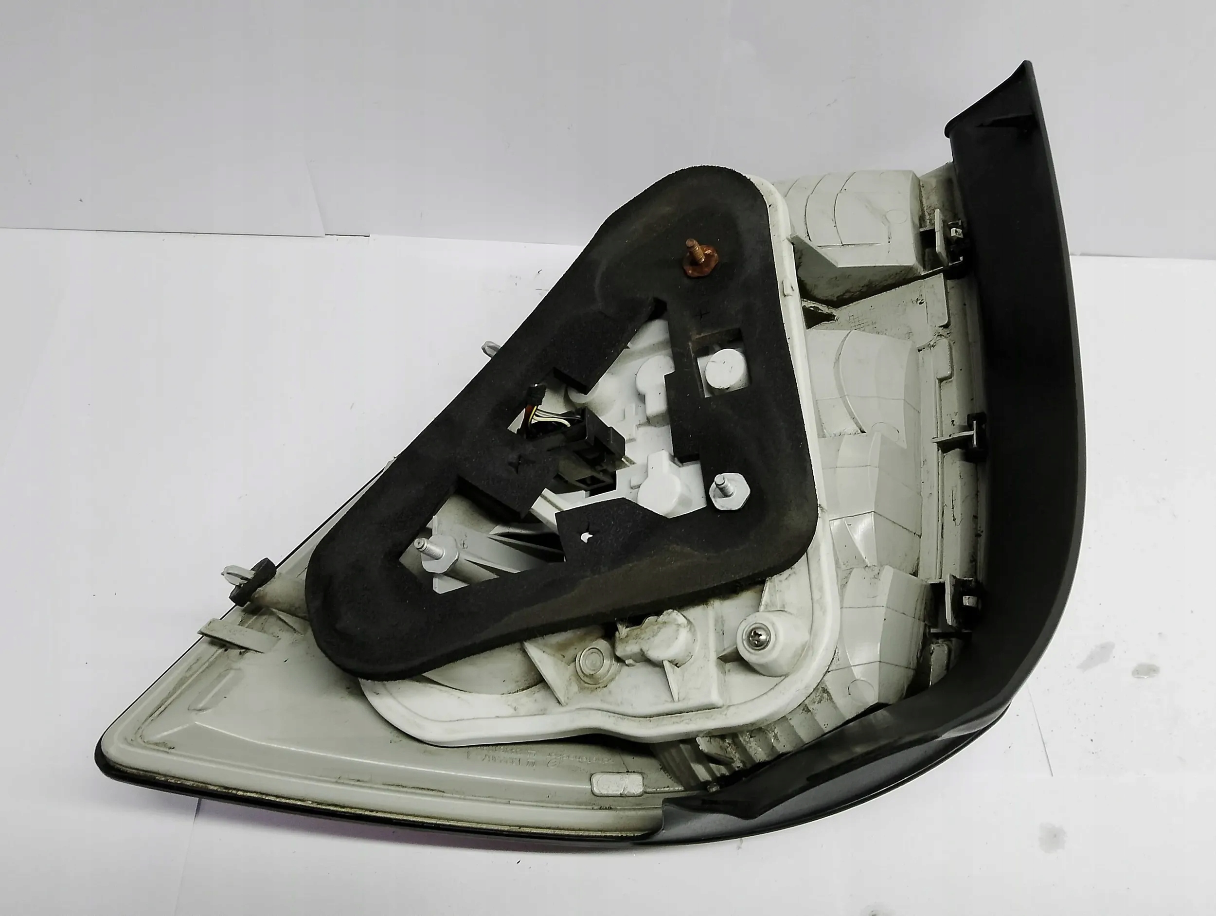 Opel Astra H 2007 Leuchte hinten 13223675