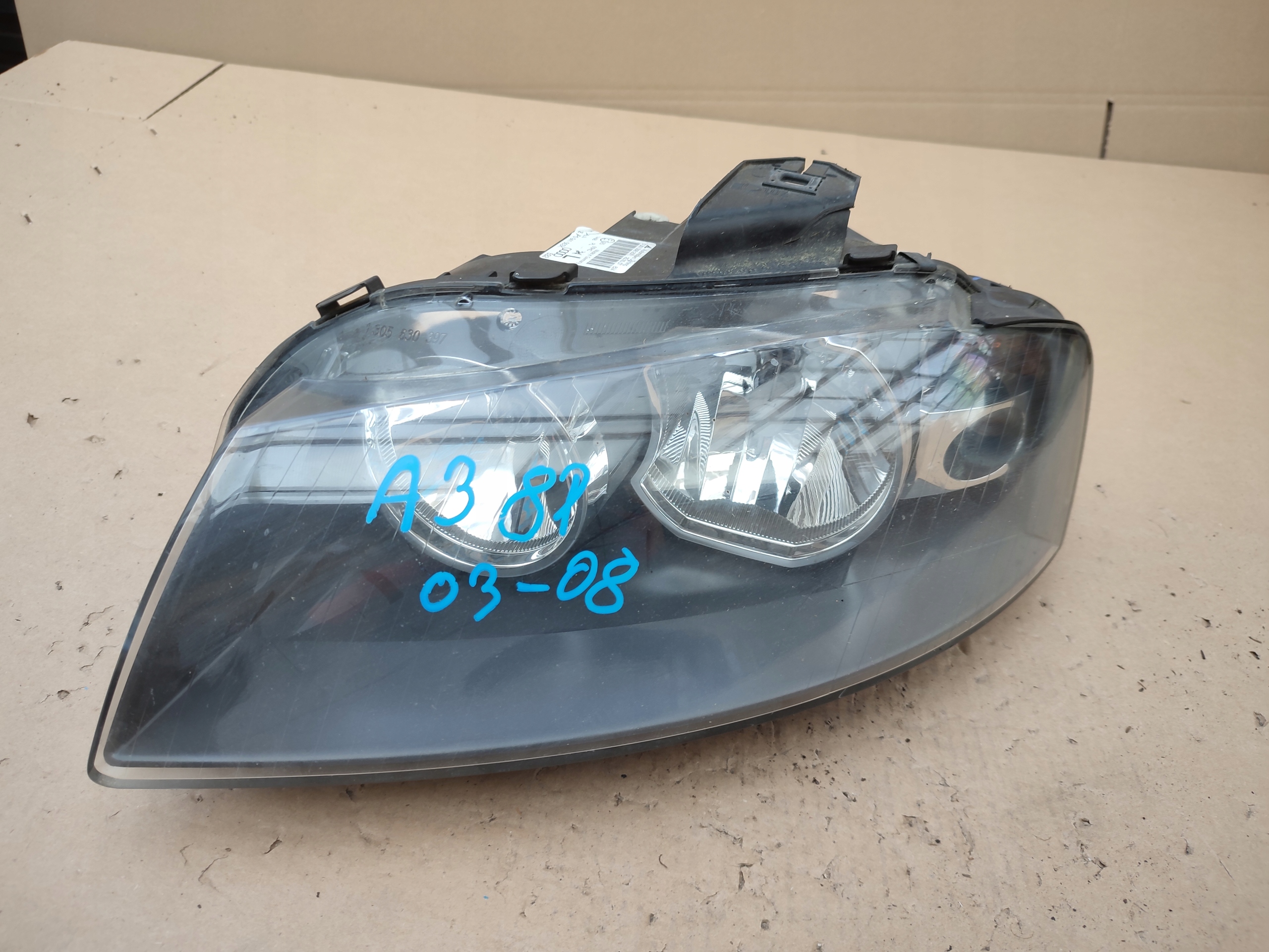 light left front front left Audi A3 8P 8P0941003K