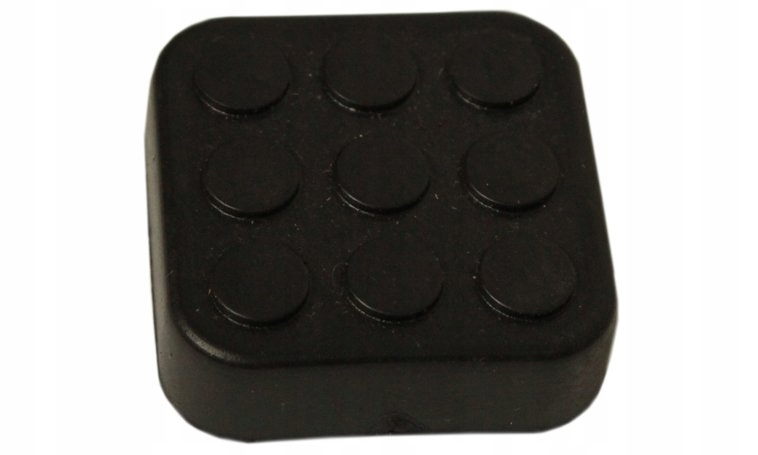 NAKŁADKA OSŁONA DŹWIGNI BLOKADY MTZ NA PEDAŁ