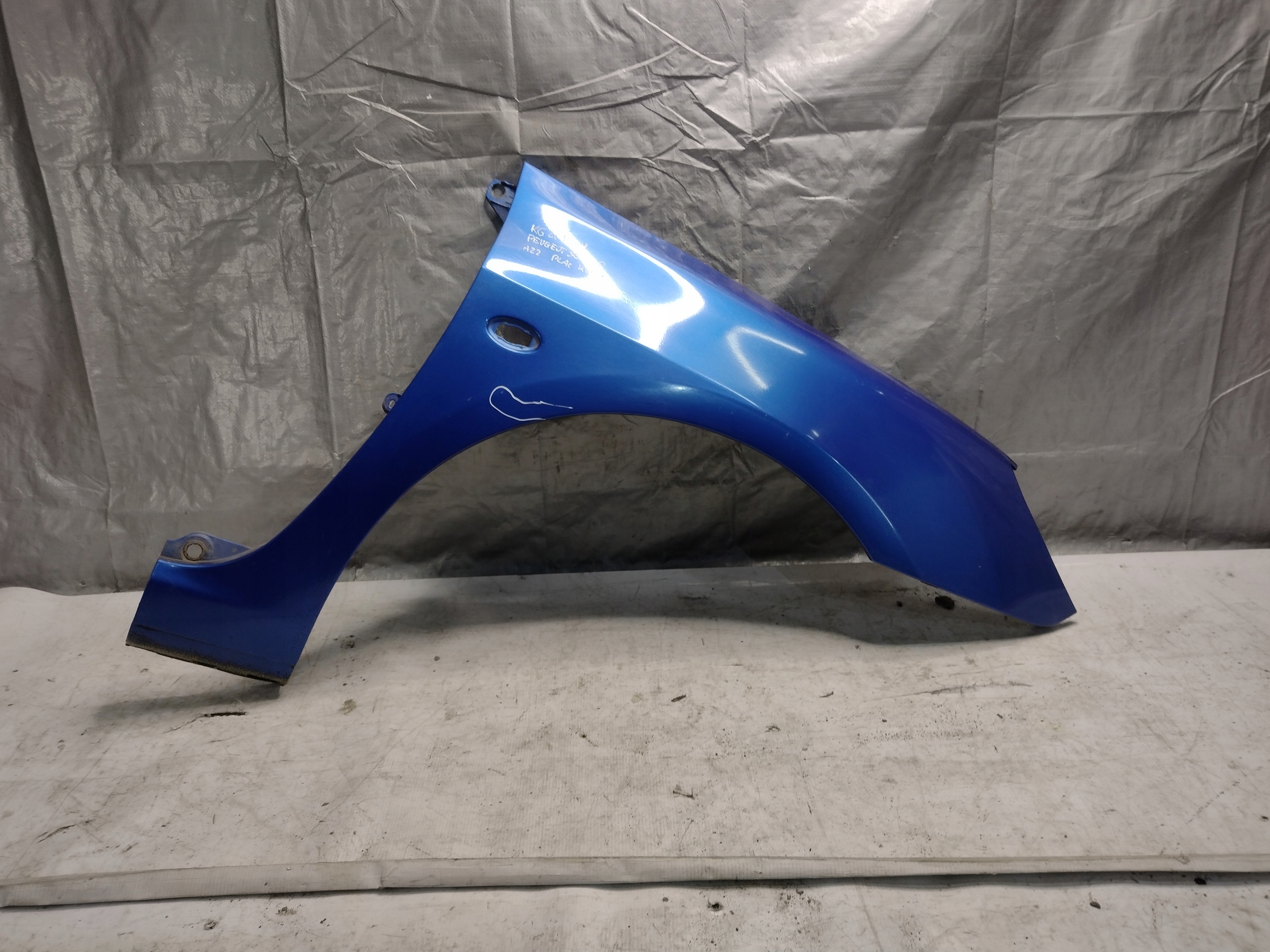 fender right front Peugeot 307 k: KMF