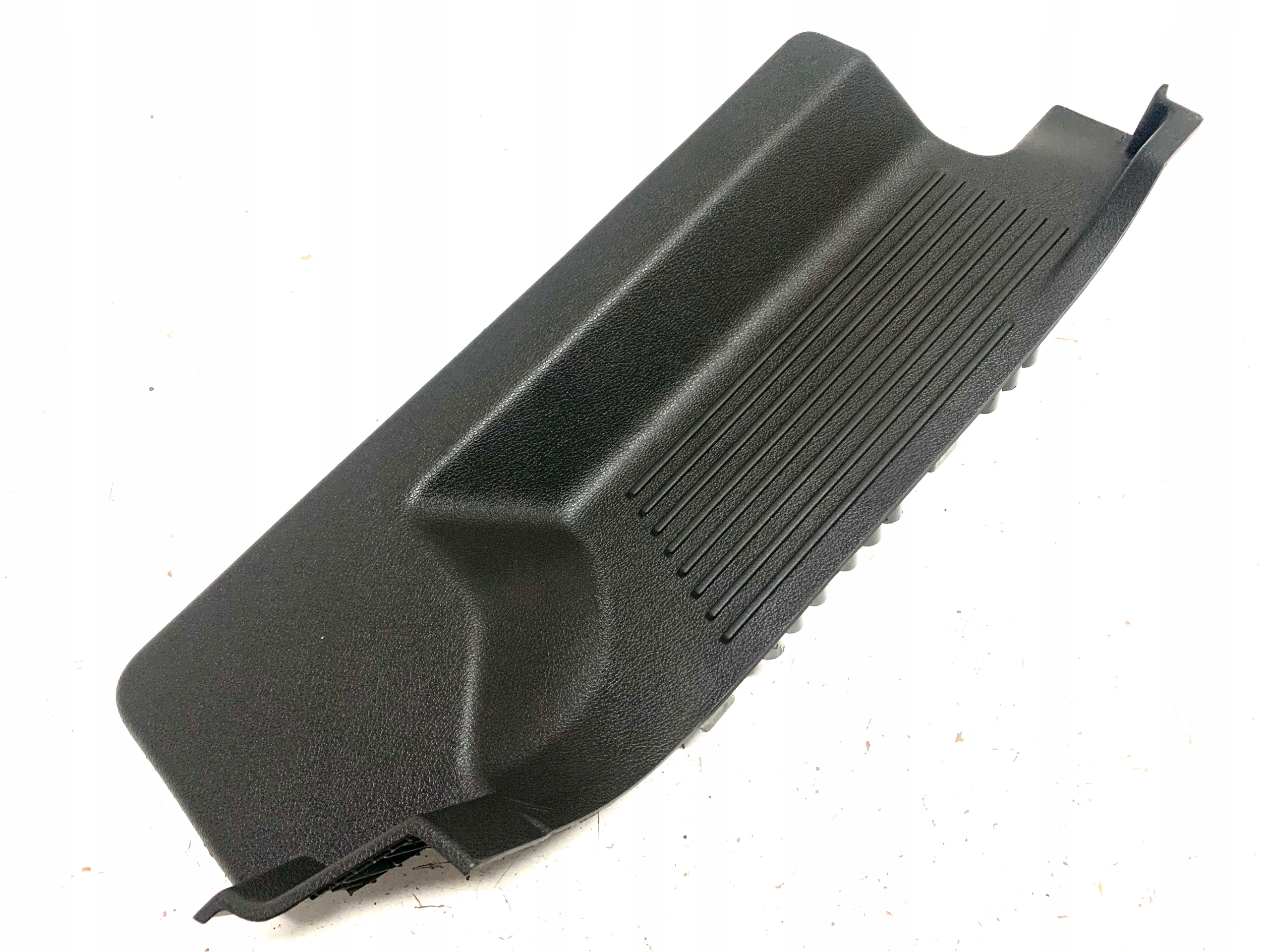 Stopien podest threshold door right rear part Ford Courier