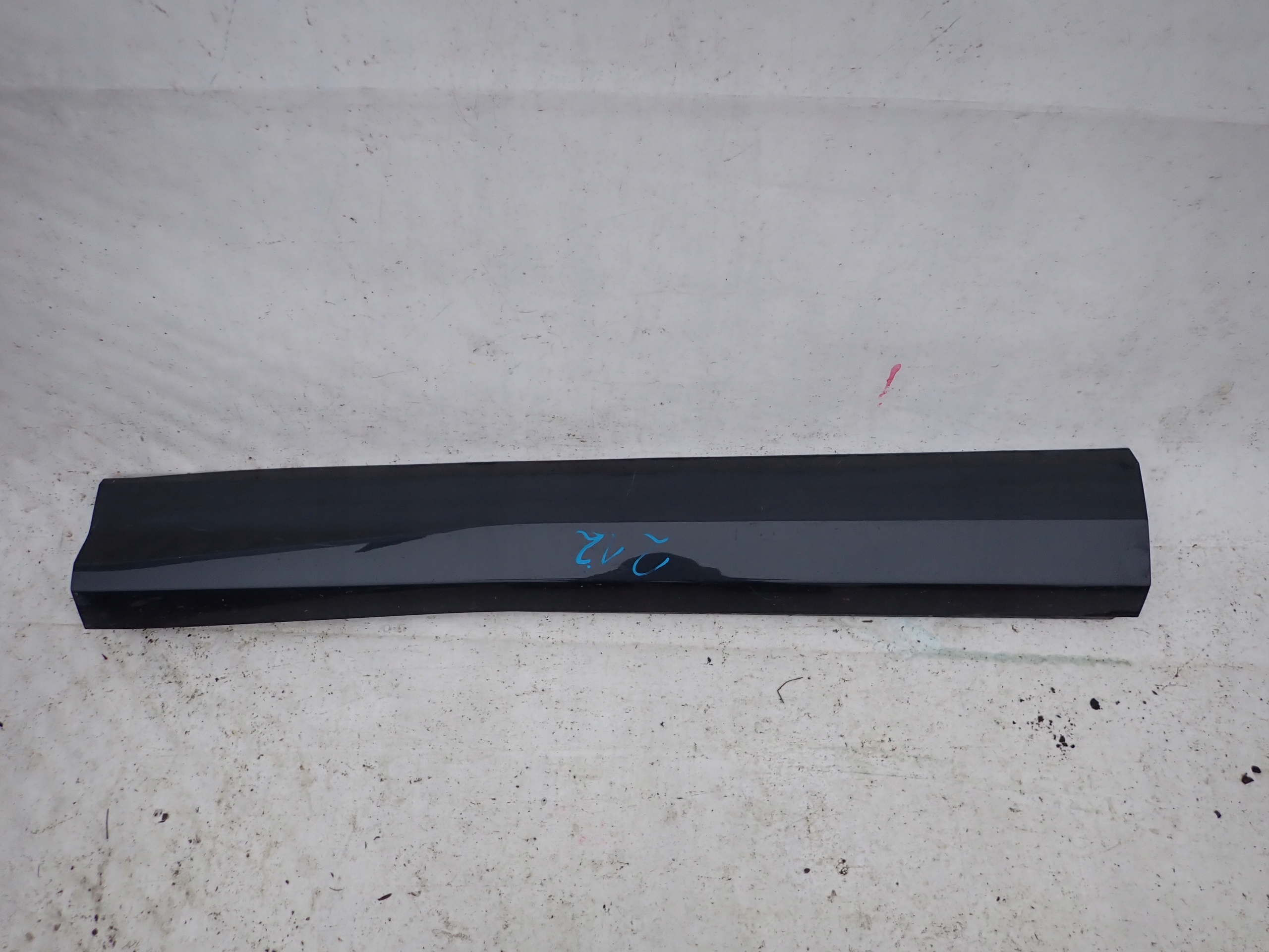 AUDI Q3 II 83A 18- moulding DRWI left front