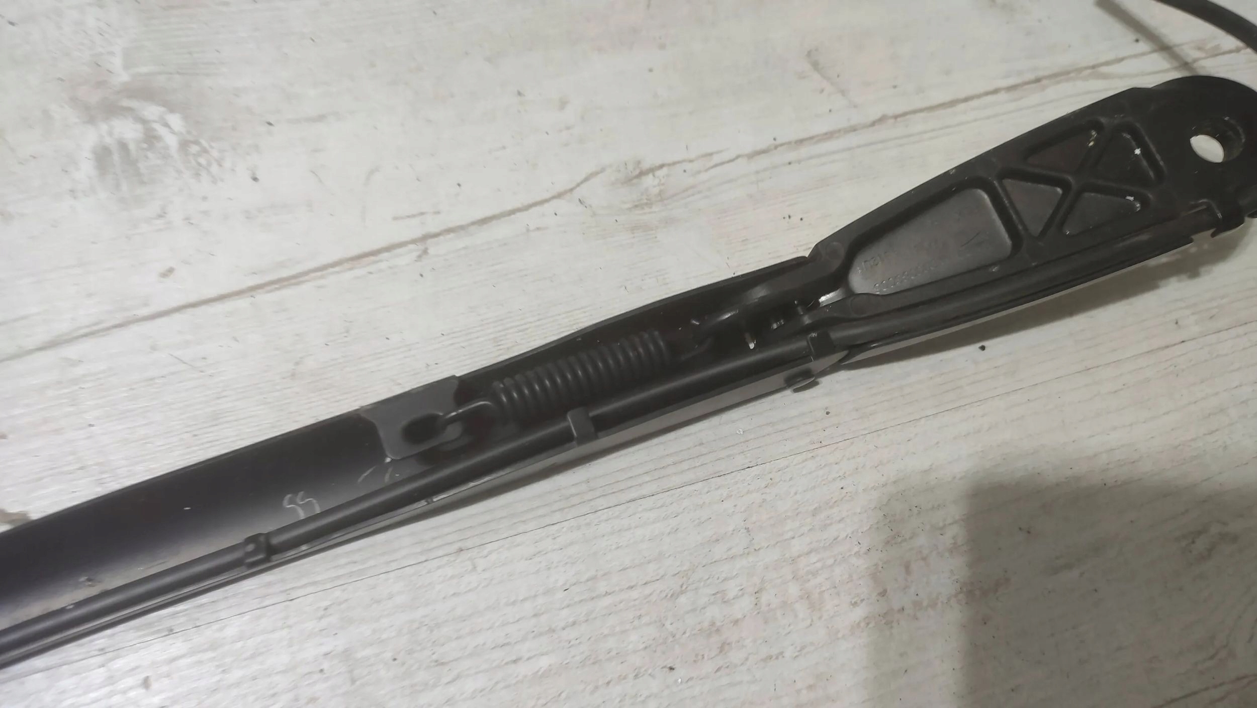 Peugeot 508 II 22r 1.2 front side right wiper arm windows