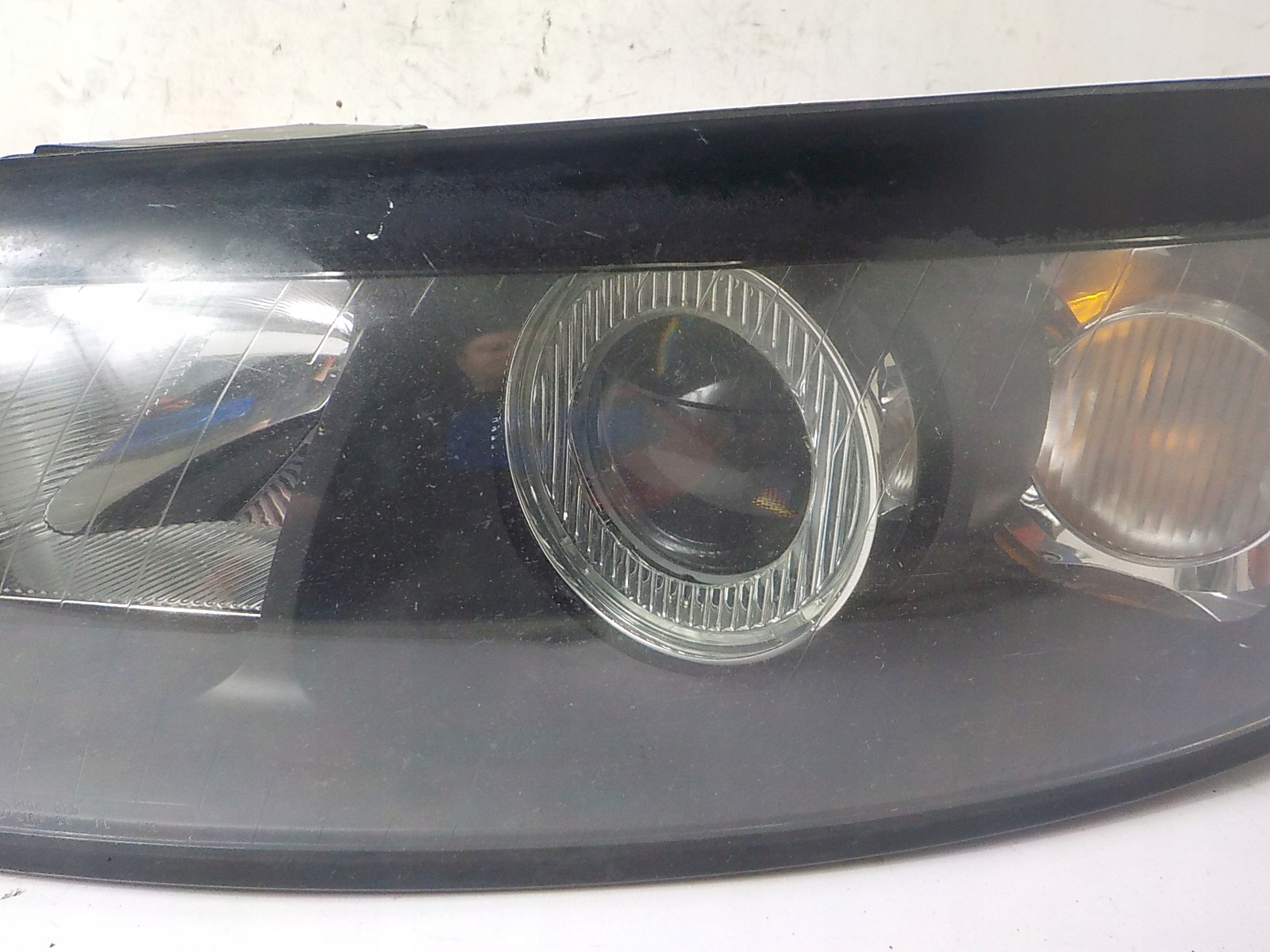 VOLVO C30 light left front front UK 31283158