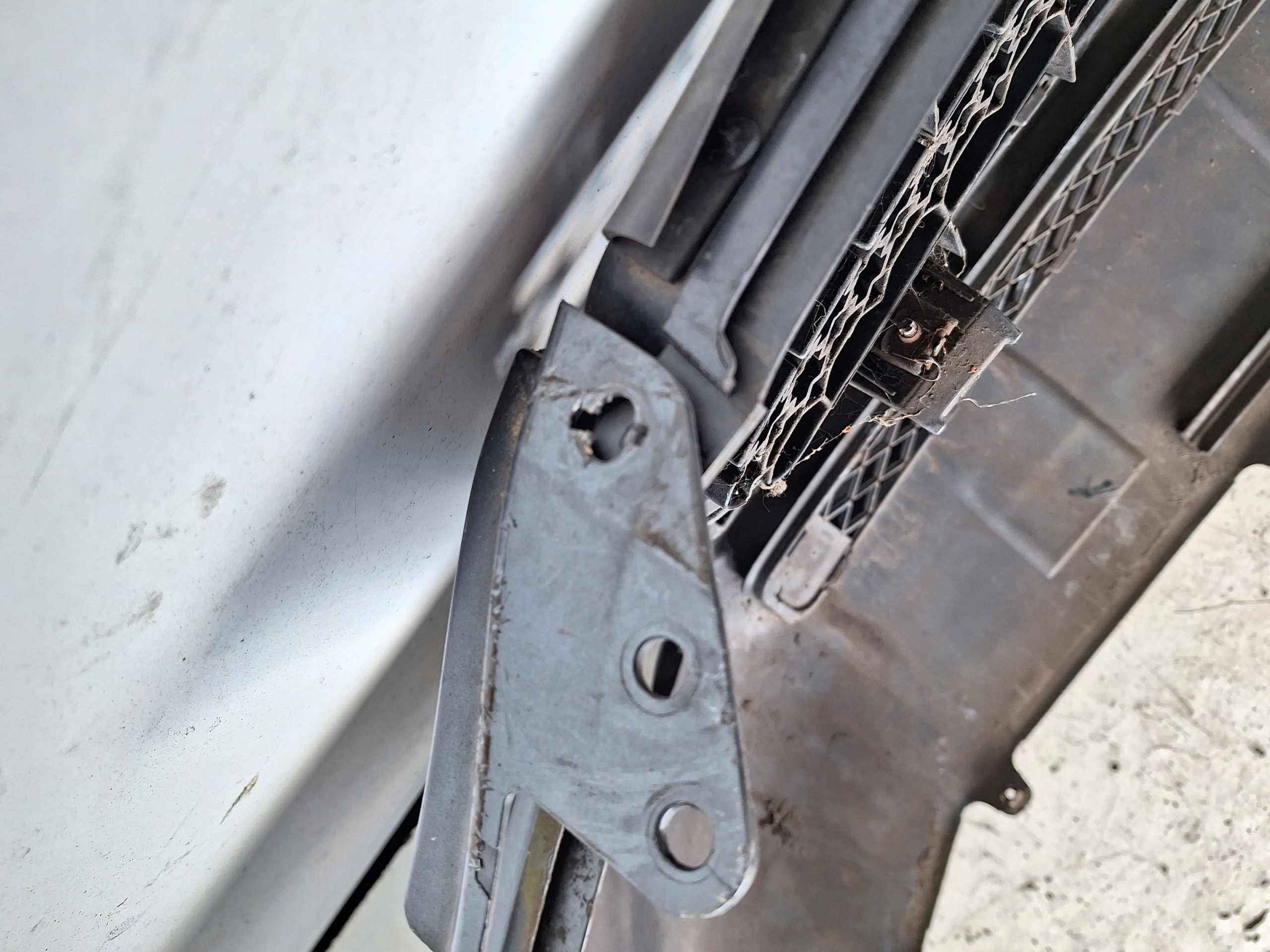 TOYOTA RAV4 III 06-09 bumper