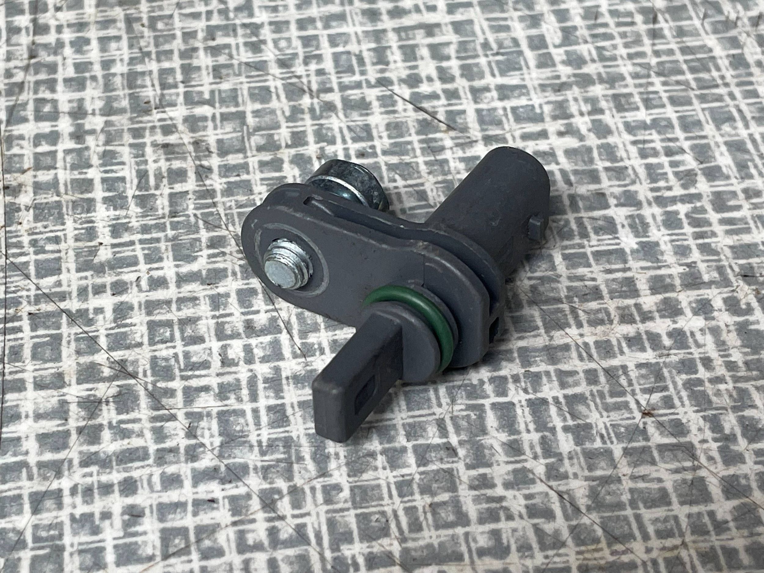 Sensor ABS heck Original Peugeot 3008 II 9842738480 !J