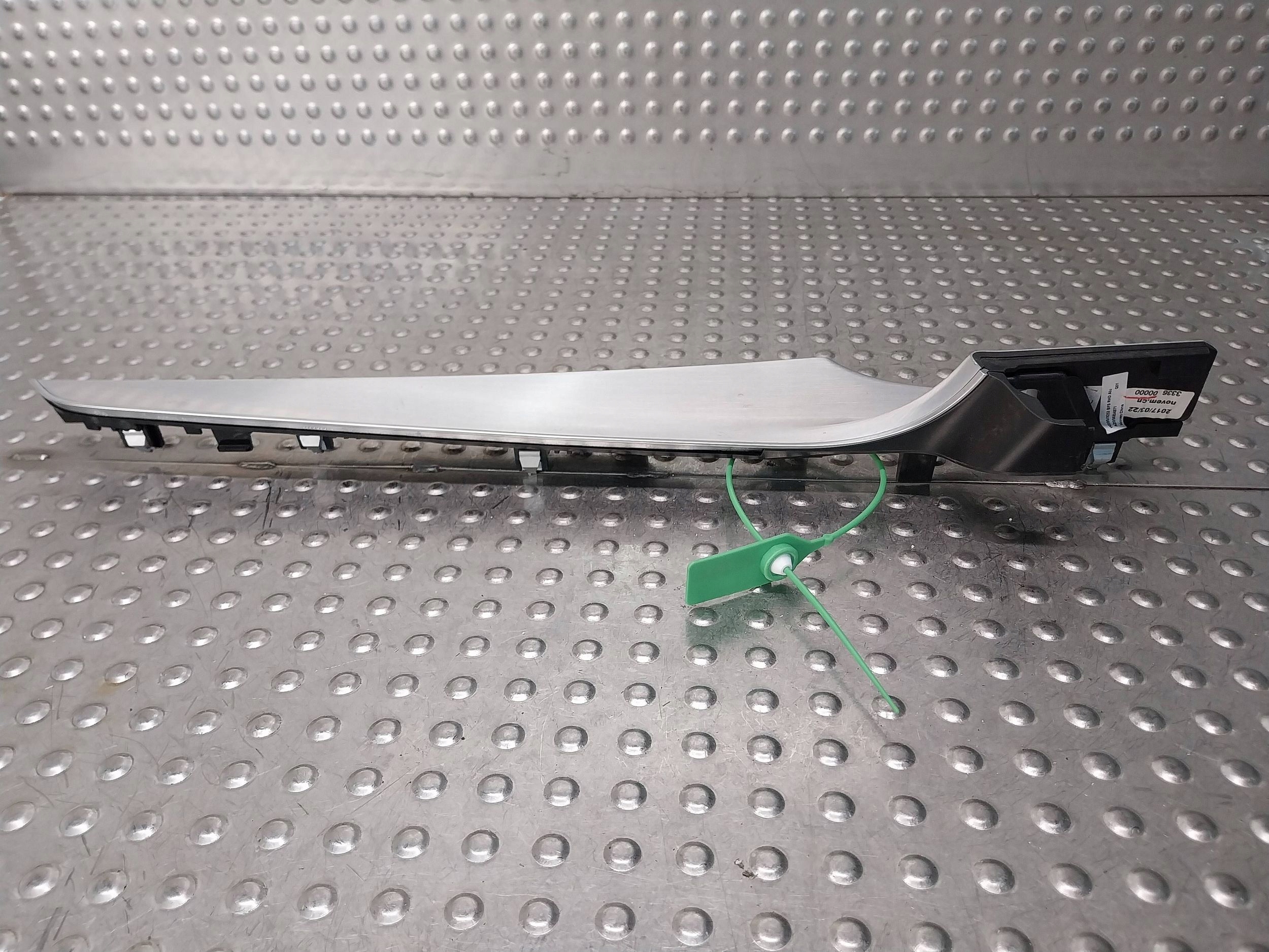 DEKOR Console A2056804871 MERCEDES W205 W253 X253 AMG