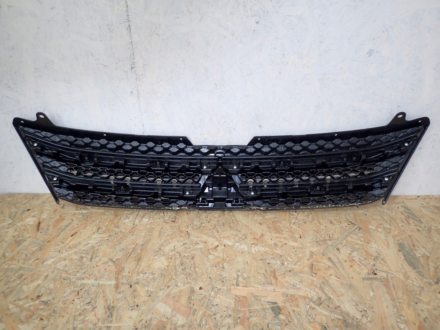 GRILL MITSUBISHI ECLIPSE CROSS GK 7450B072