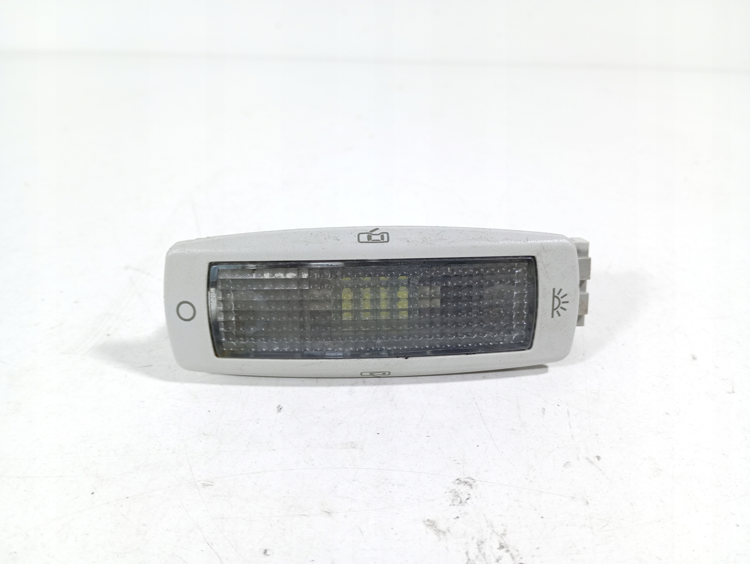 VW PASSAT B5 00-05 OSWIETLENIE cabs light inner OE 3B947291