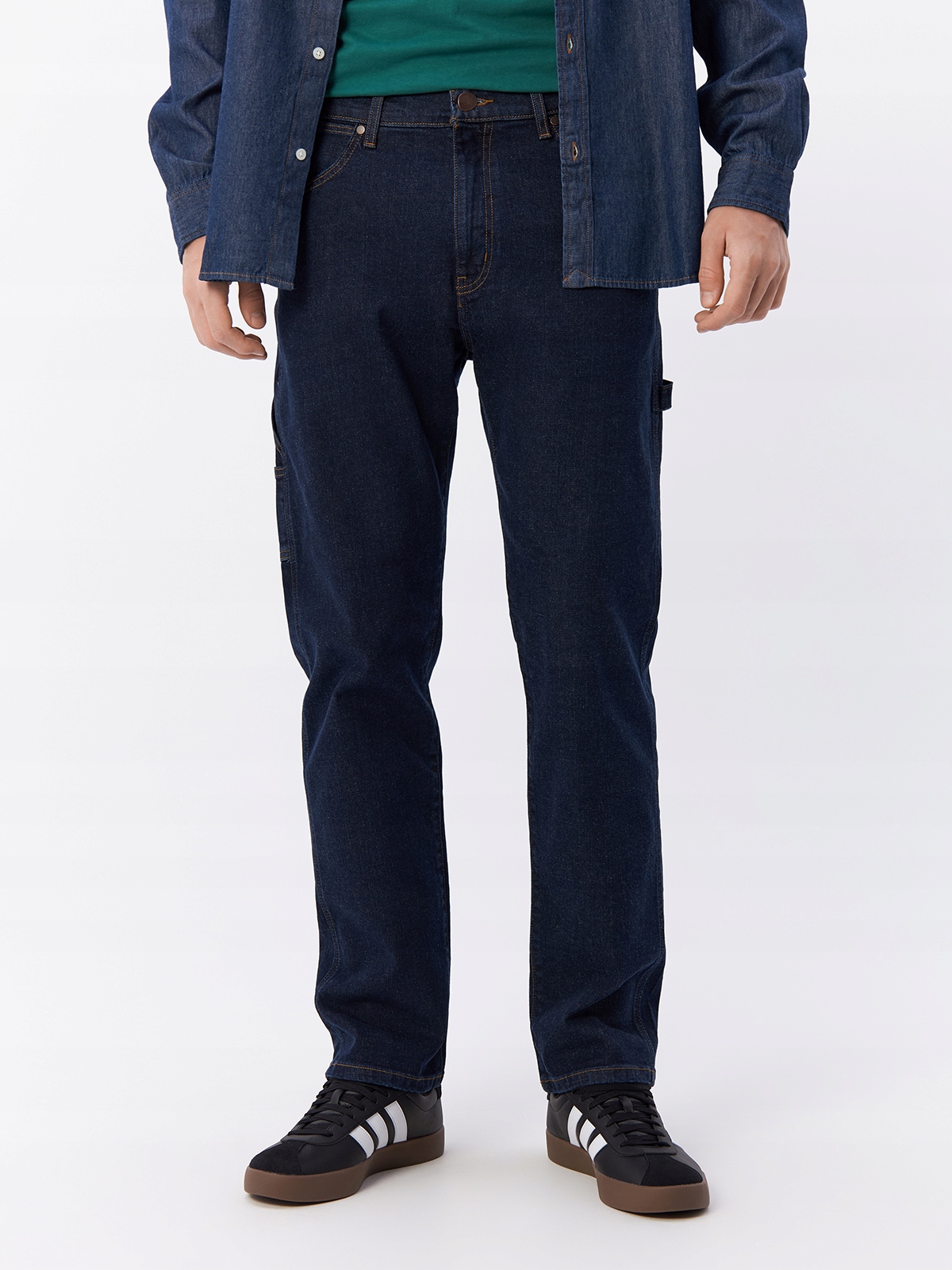 Pánské džíny Wrangler Frontier Carpenter 112339321 The Core W31 L34 Volné