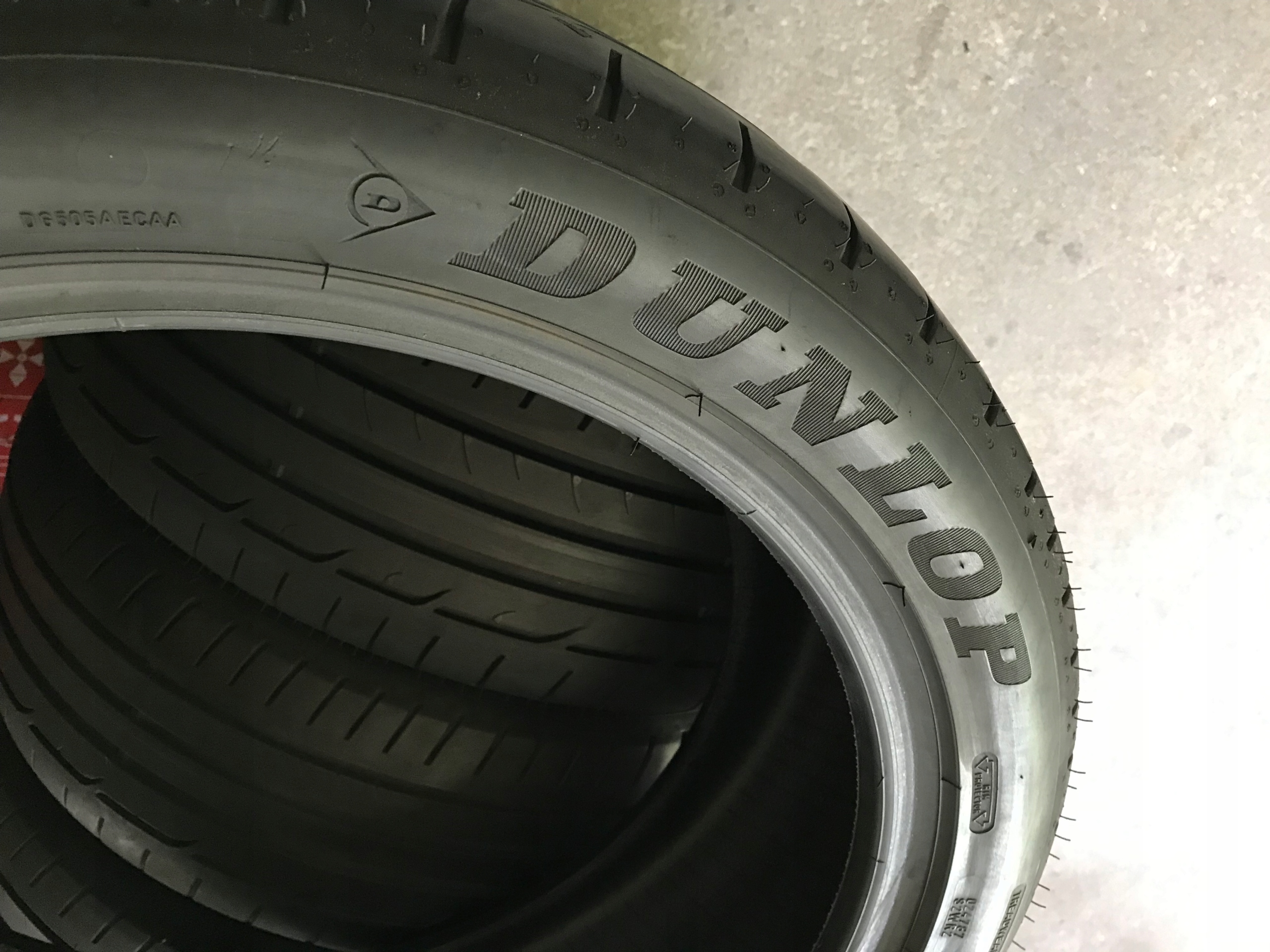 4 tyres summer 225/45R19 Dunlop Sport Maxx RT 6mm