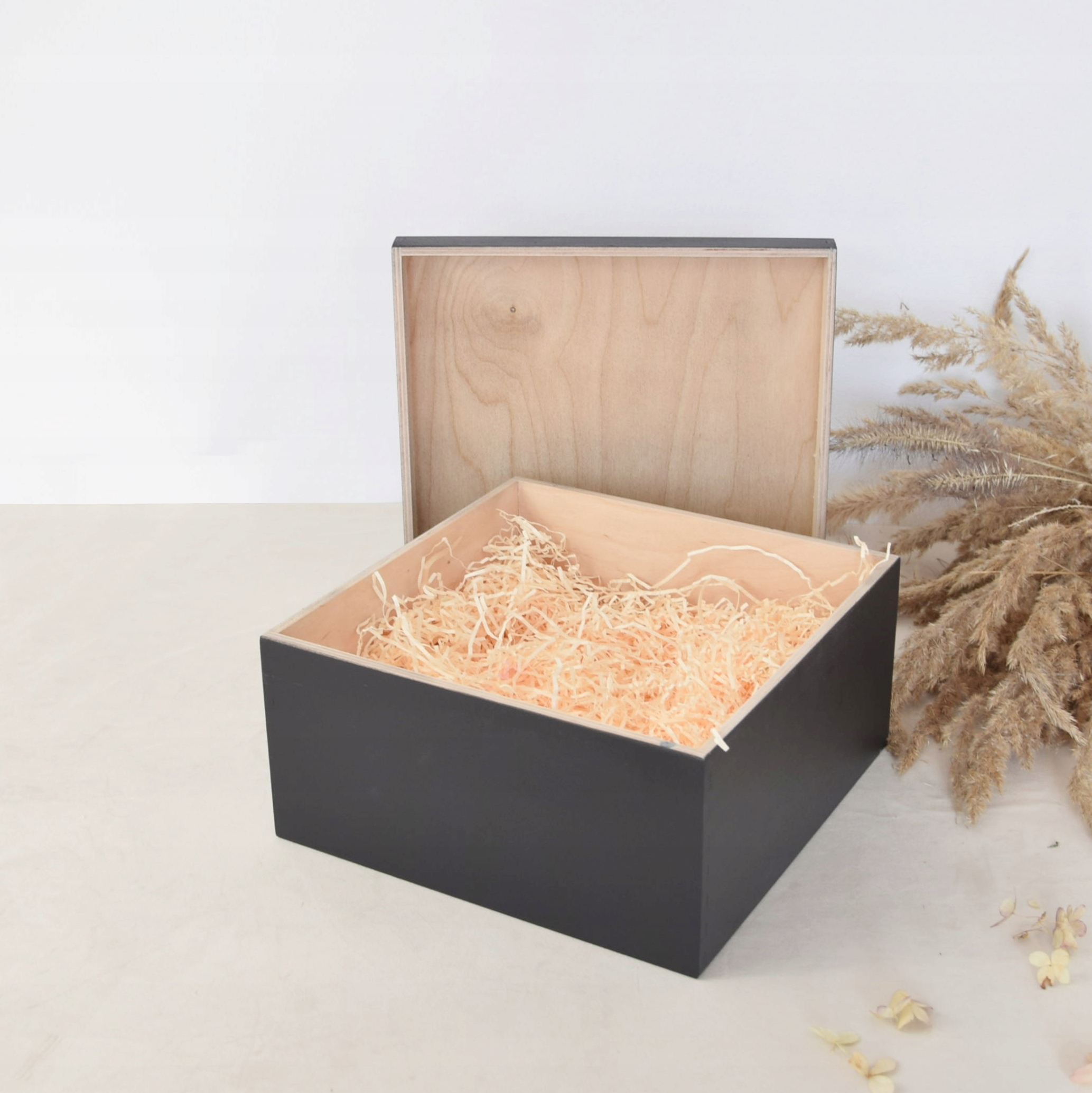 PROŚBA o świadkowanie Zaproszenie pudełko BOX czarne z grawerem paniątka Kod producenta sfwefe