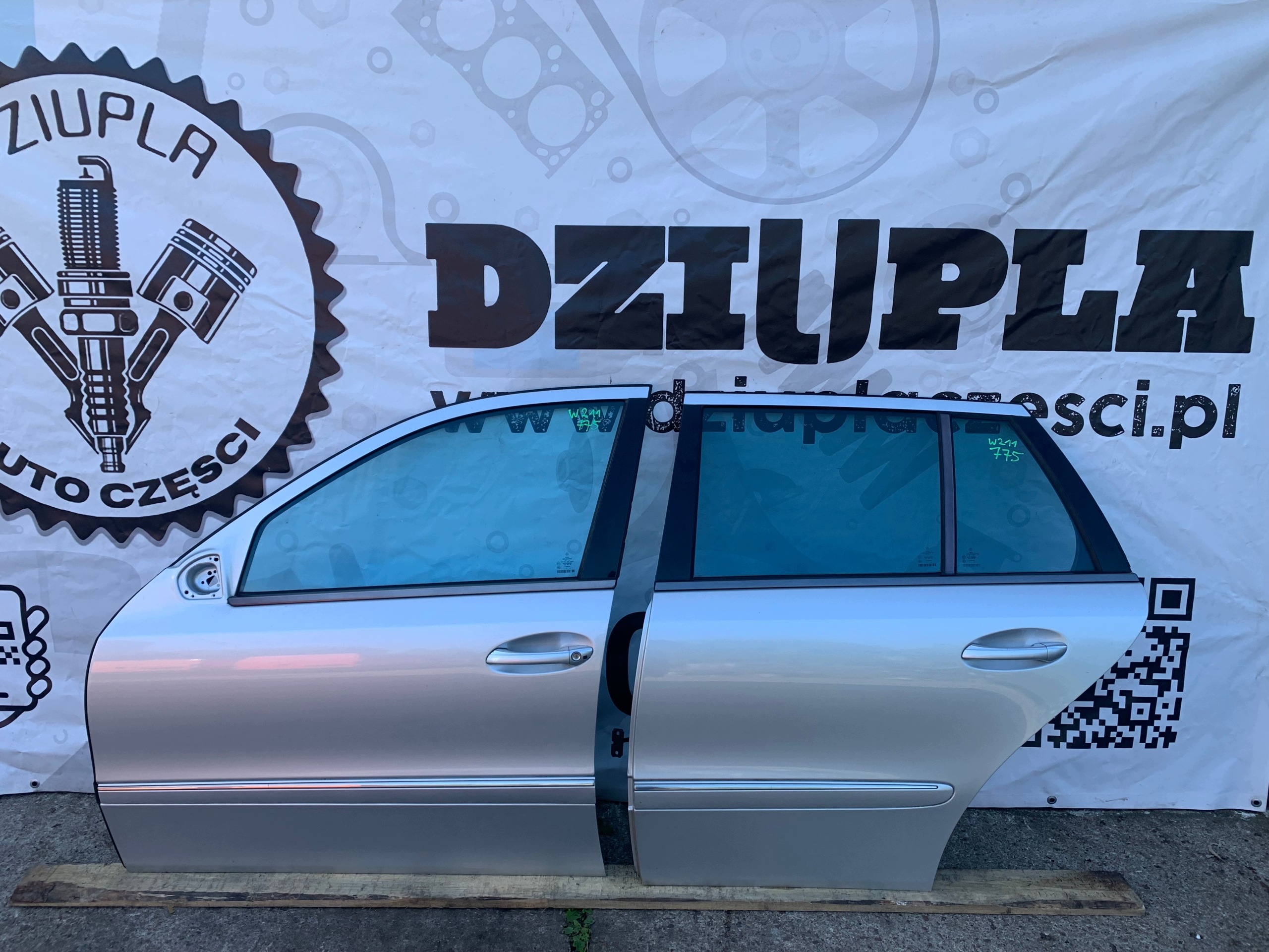MERCEDES W211 door left left front front 775 C775