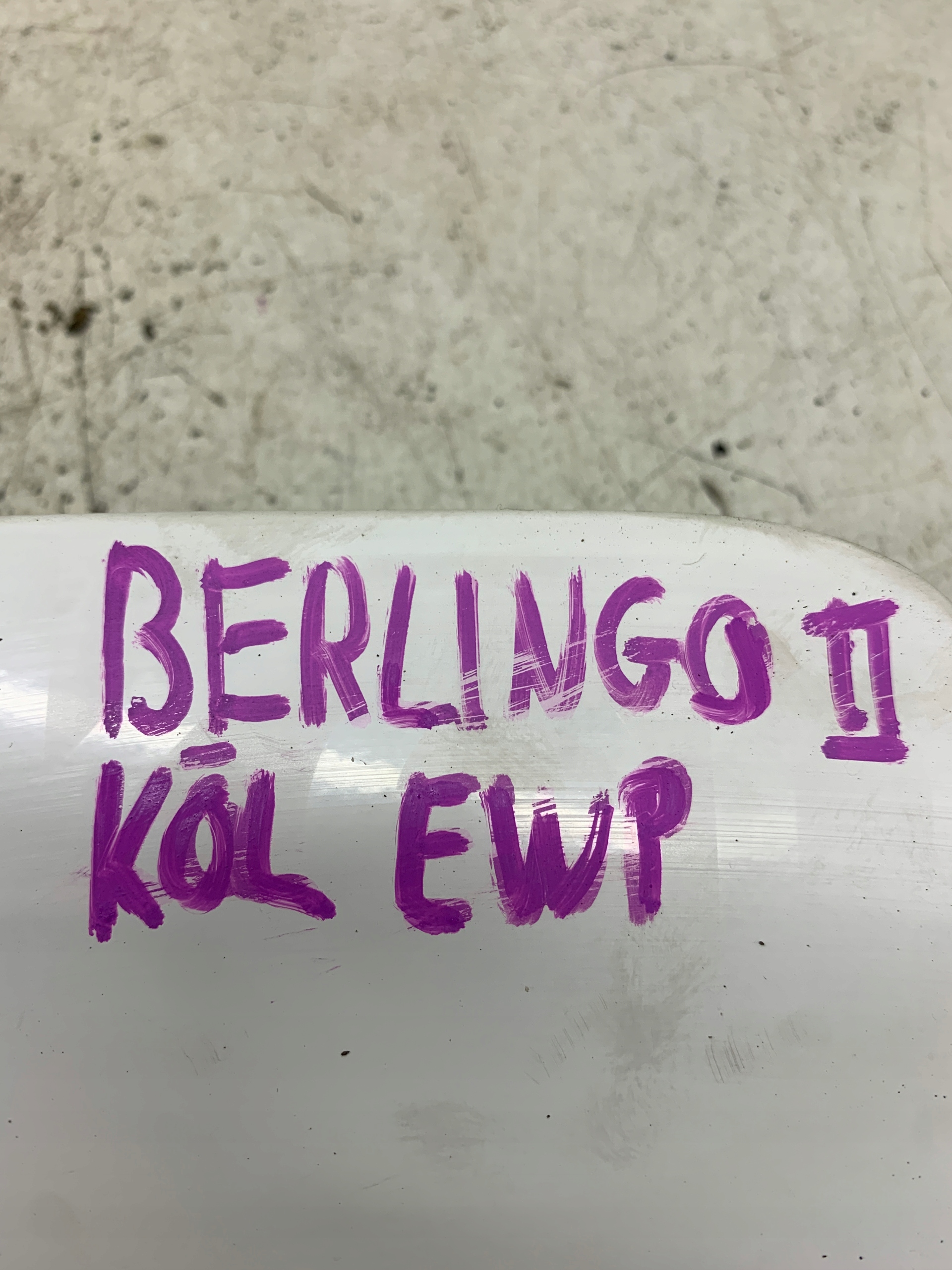 Volet trappe carburant Carburant CITROEN BERLINGO II EWP