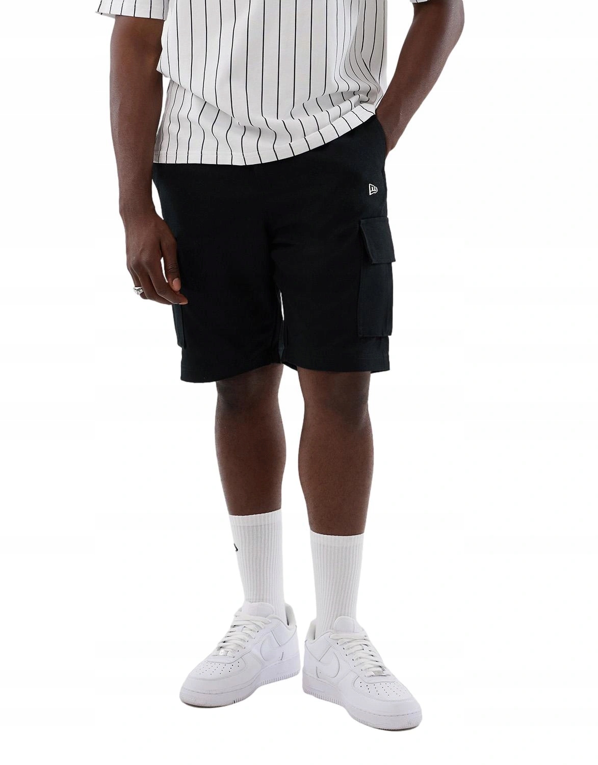 Kraťasy krátké New Era šortky Cargo bavlněné černé streetwear