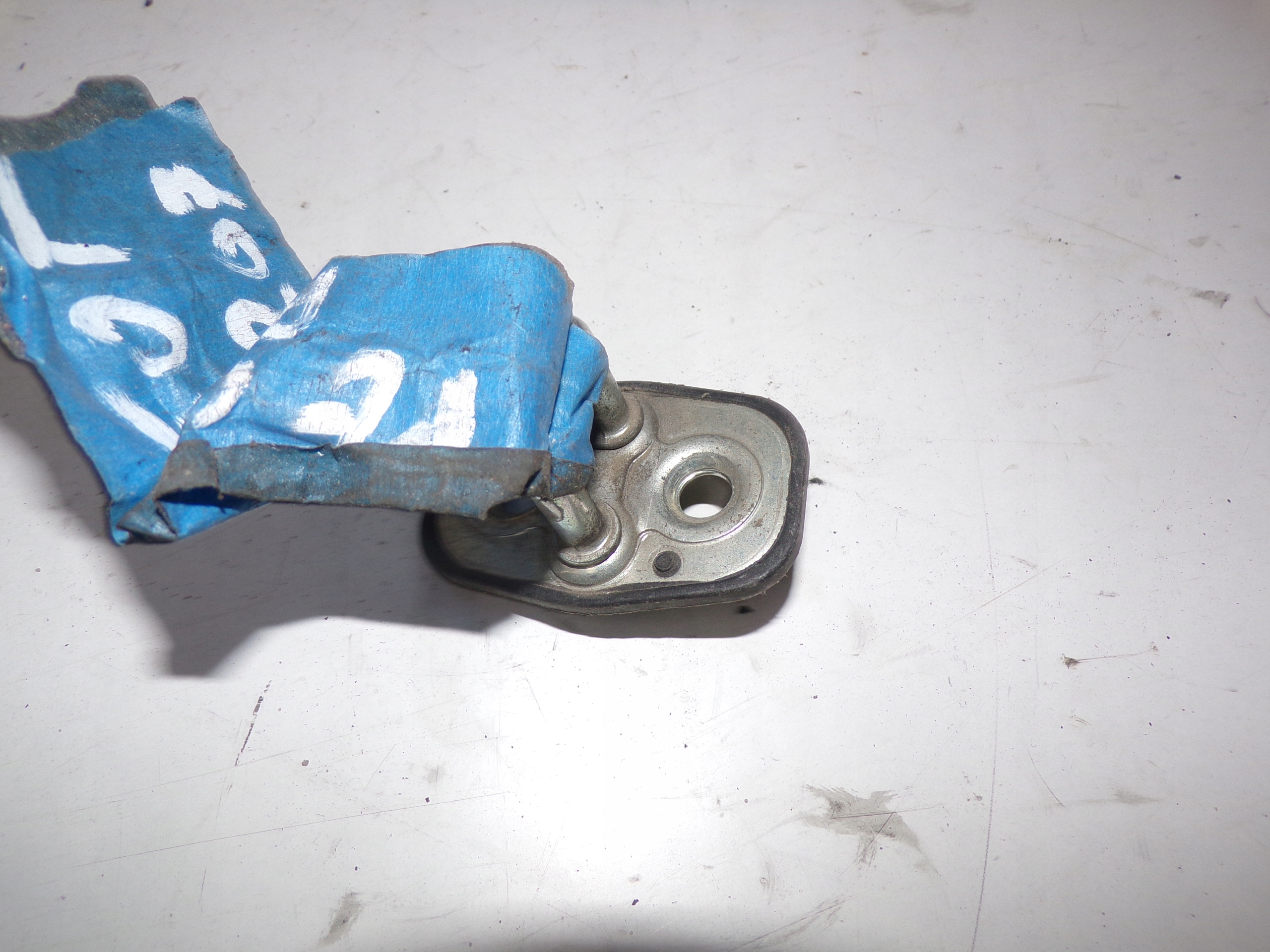 RYGIEL ZAMKA PRAWY TYŁ PEUGEOT 207 Producent części Peugeot OE