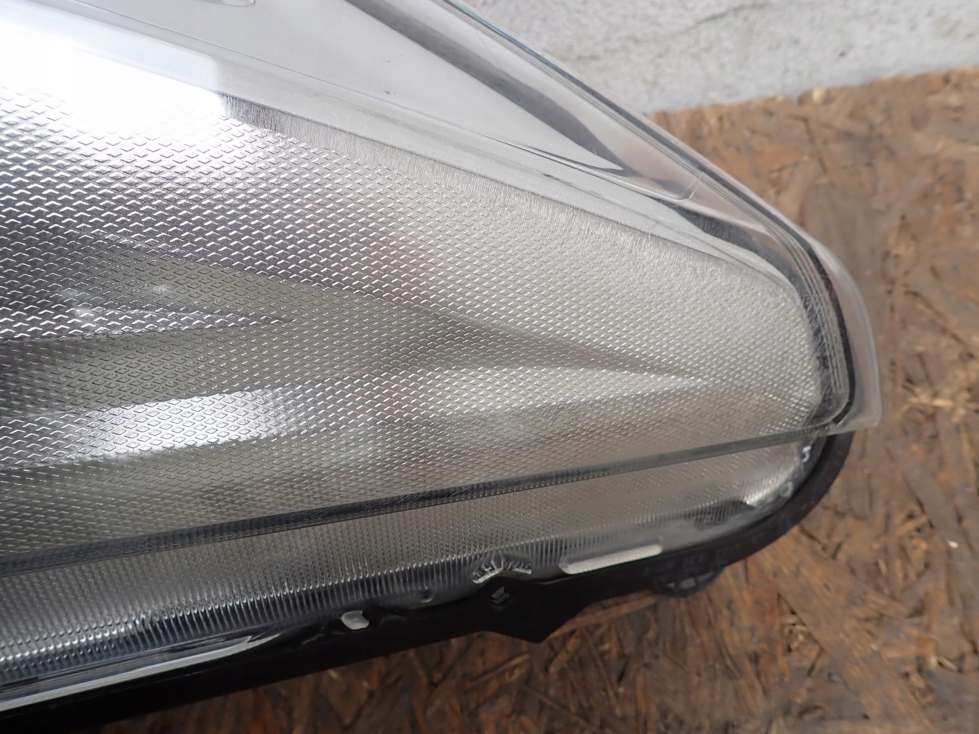 light right REFLEKTOR right BI XENON FORD KUGA MK2 2013-2016R CV4413D154AG
