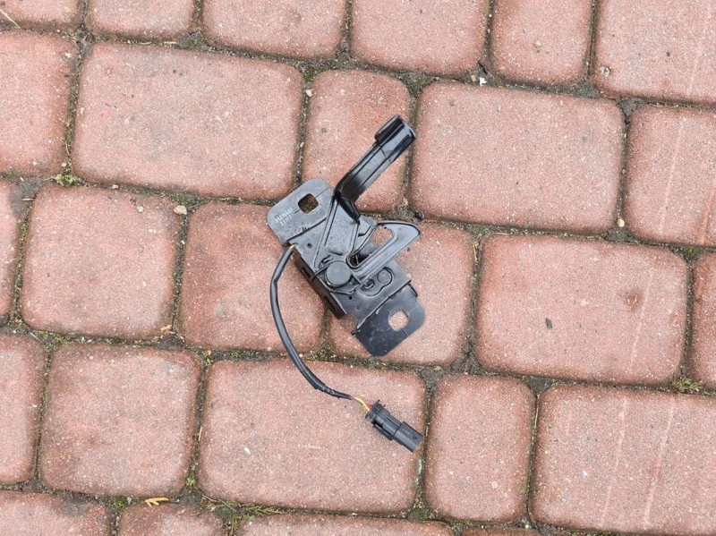bonnet latch lock sensor Opel Astra K 5 V 39216601
