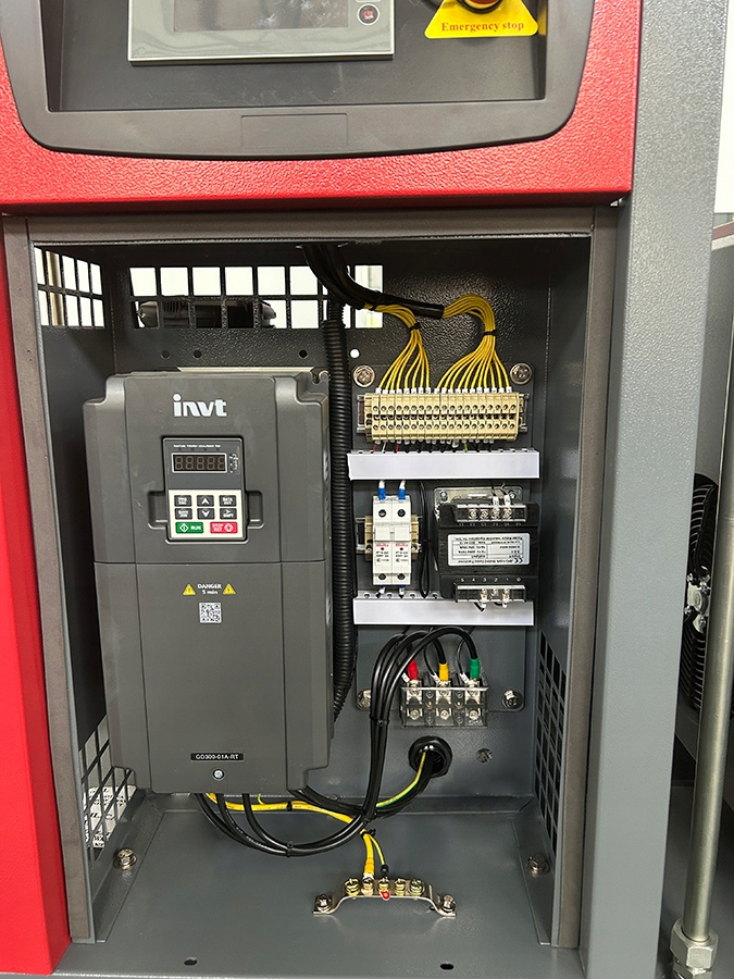 Kompresor olejowy Kupczyk KKS 15/500FD 500 l 10 bar Model KKS 15/500FD