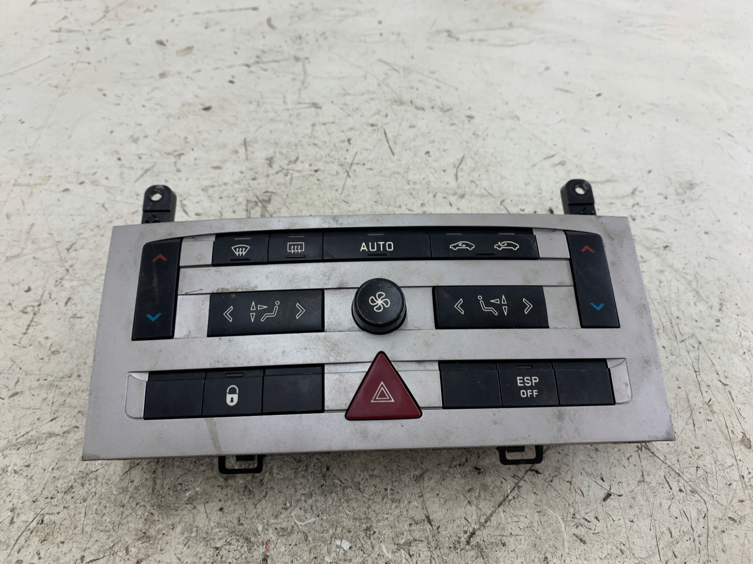 PEUGEOT 407 vezérlö panel a klímának 96573322YP