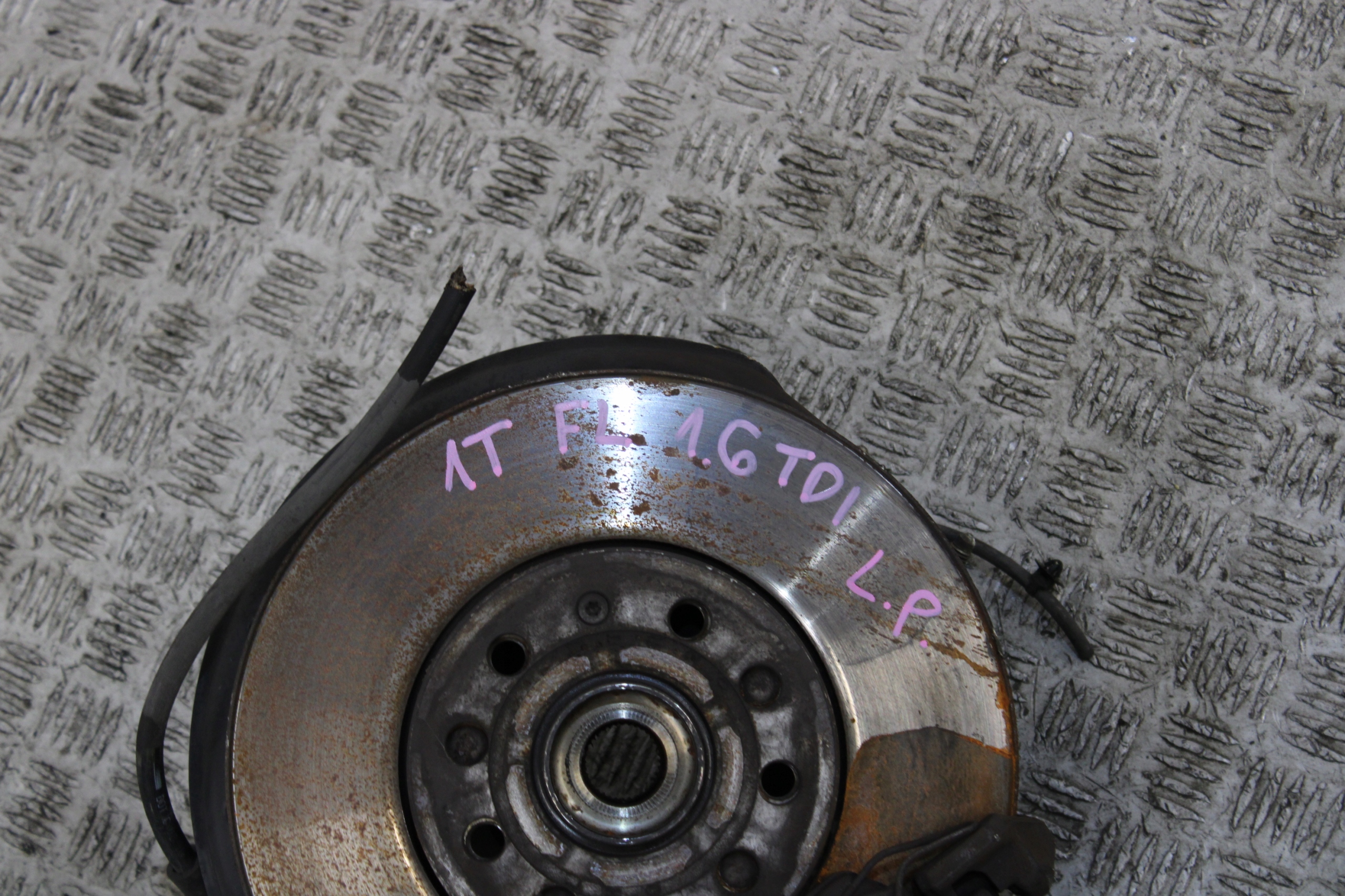 swing McPherson shock absorber left front TOURAN 1T0 1T3 LIFT