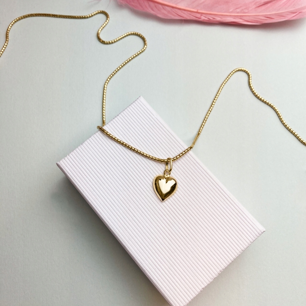 ZŁOTY MEDALIK SERDUSZKO Z MATKĄ BOSKĄ 585 CHRZEST Rodzaj Złote