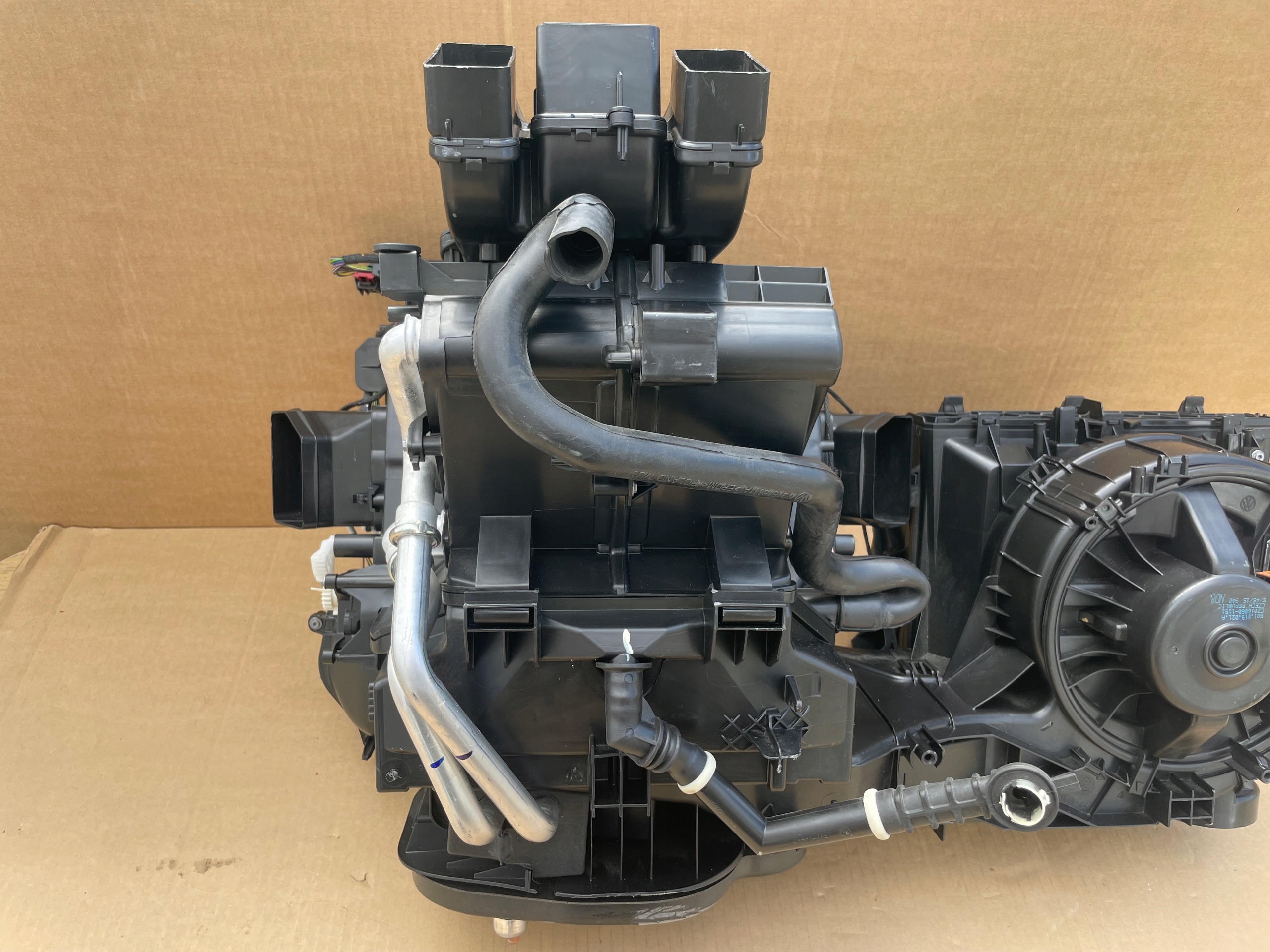 Bloc de chauffage complet VW AUDI SKODA Original KPL IDEAL Comme Neuf 5Q1820002AF
