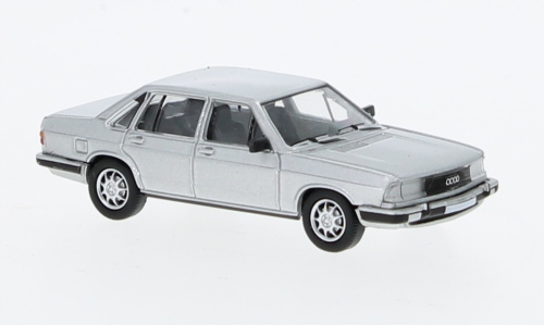 PCX870066 Audi 100 (C2) stříbrná