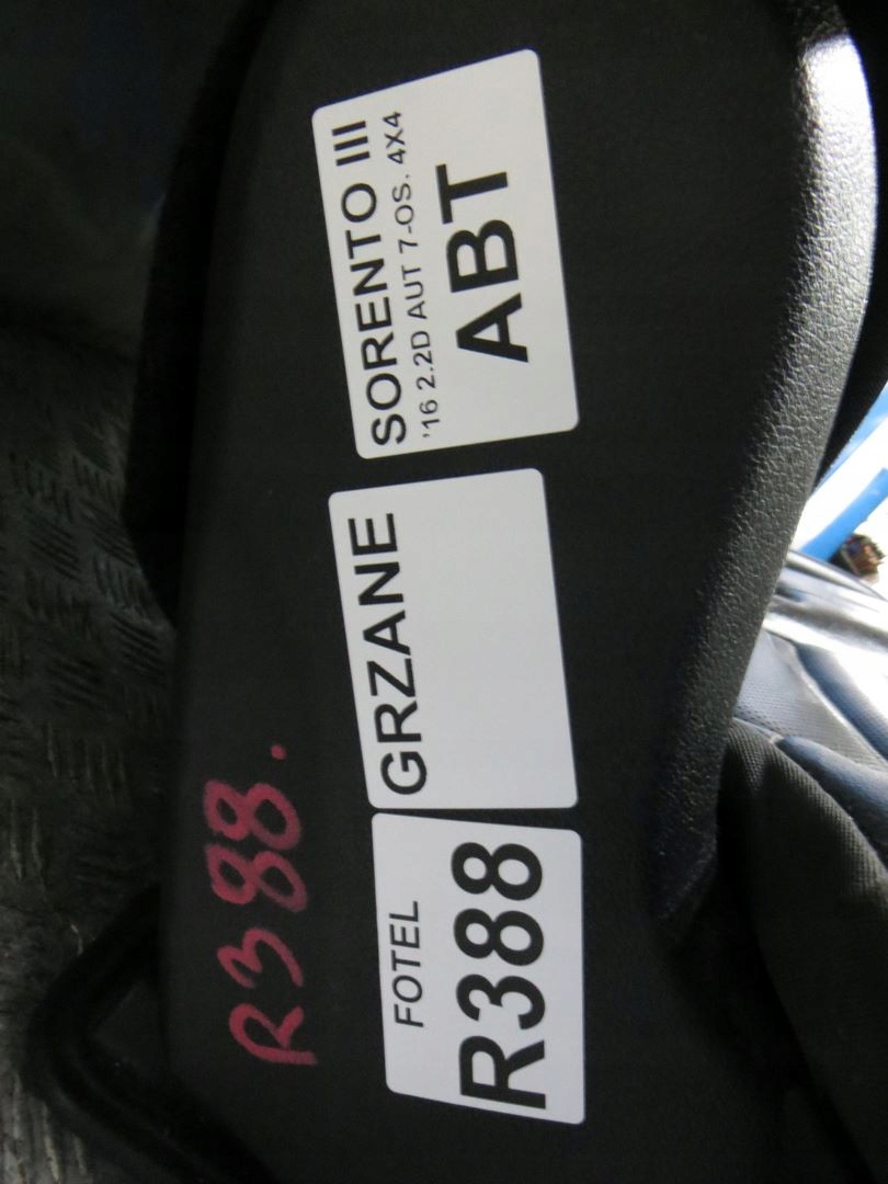 kia SORENTO III диван кожа 15-