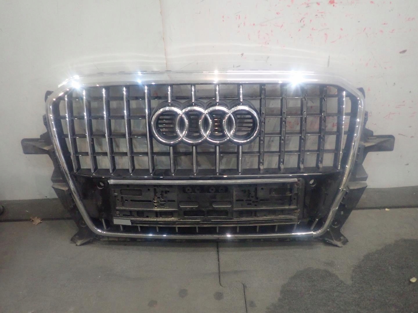 Grill AUDI Q5 LIFT 2012-2016 8R0853651R