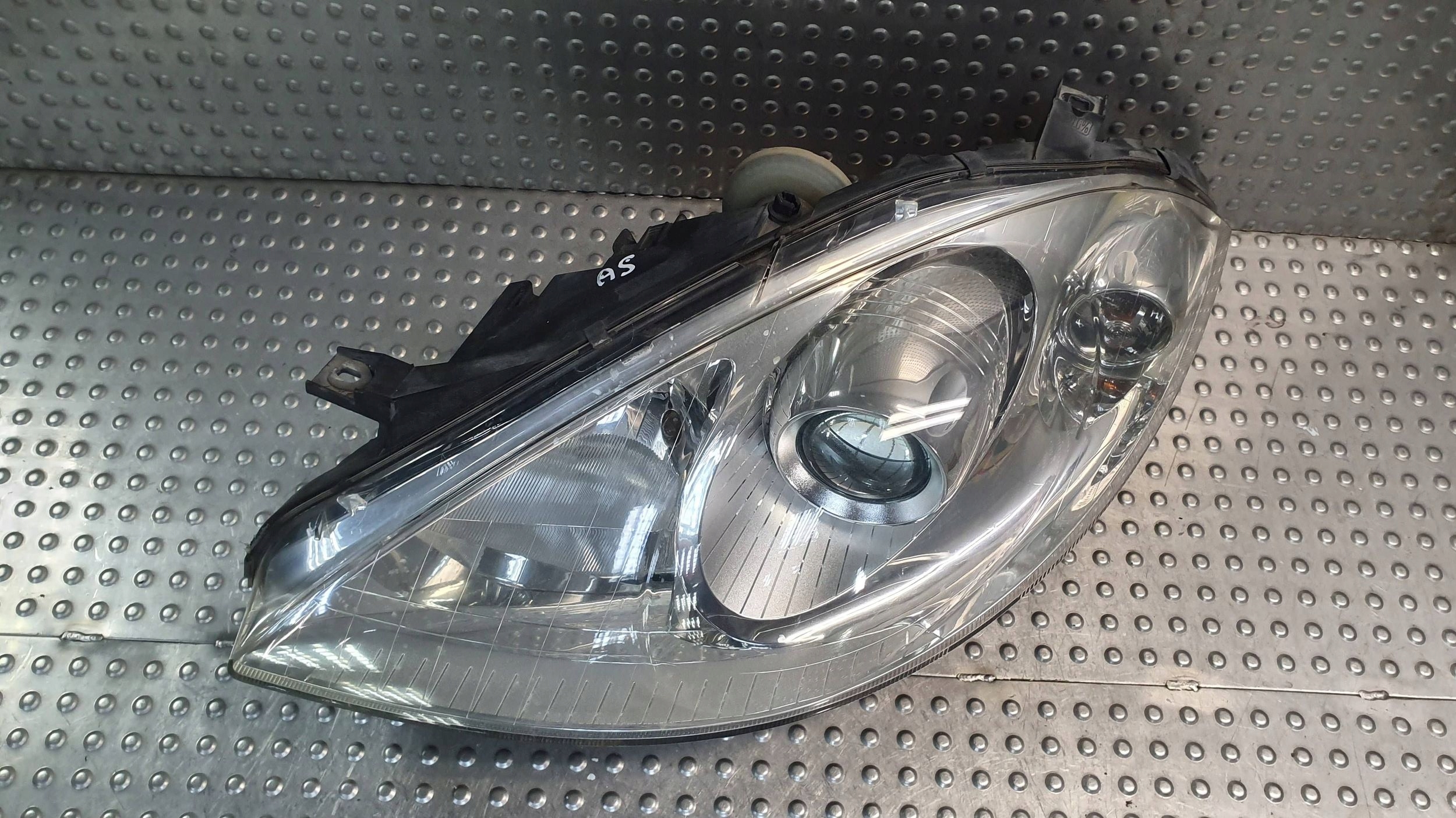 light front left MERCEDES A-KLASA W169 lens 04- 0301197211