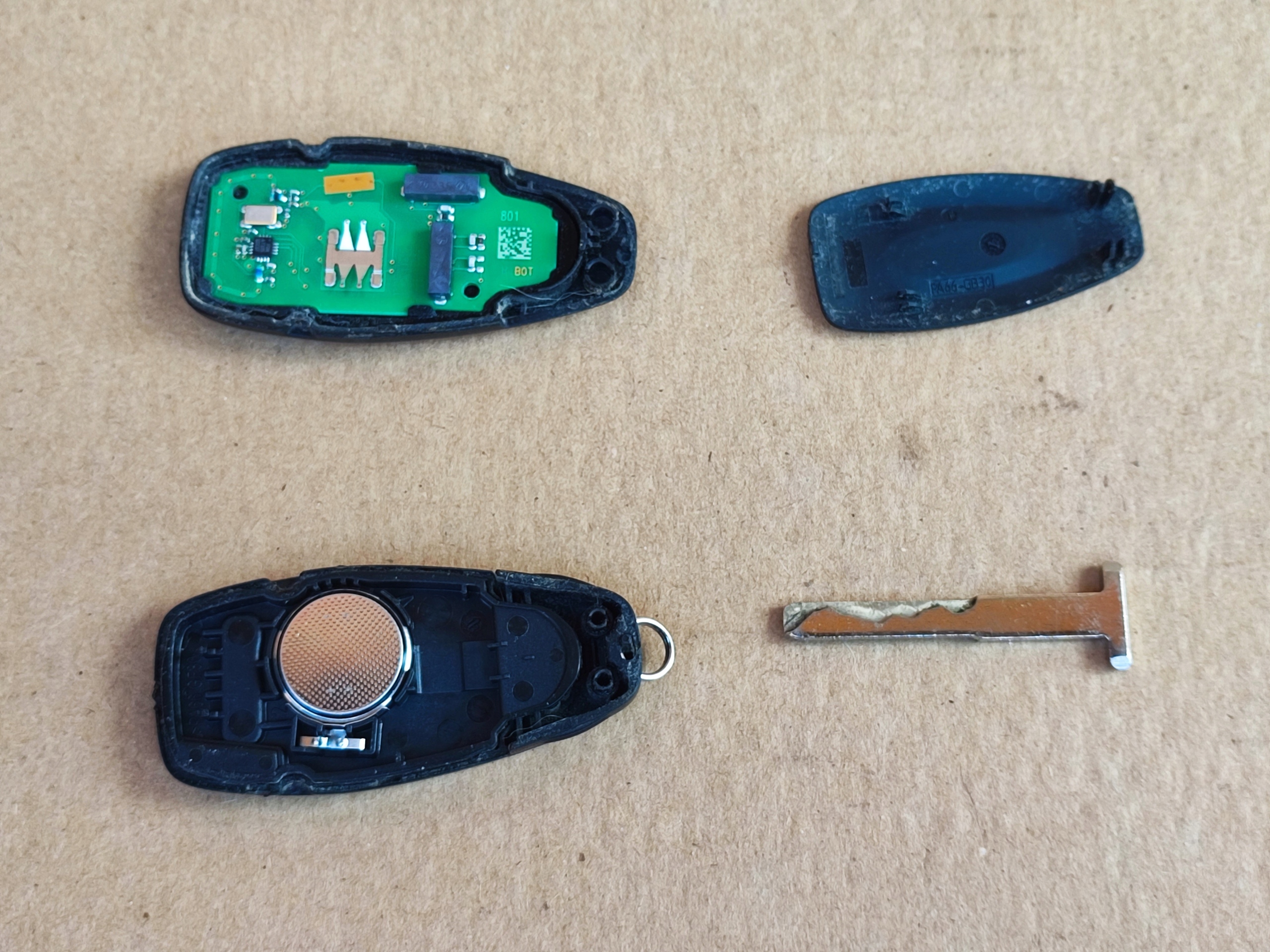 Ford Kuga MK2 2.0 TDCI kluczyk keyless pilot Typ samochodu Samochody osobowe