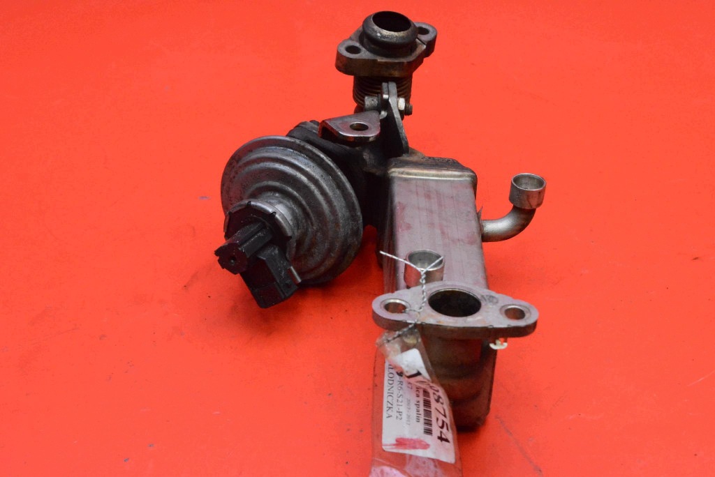 Abgaskuehler AGR AGR-Ventil 7805189 70068408 BMW E81 E87 2.0 D 143 KM 07-12