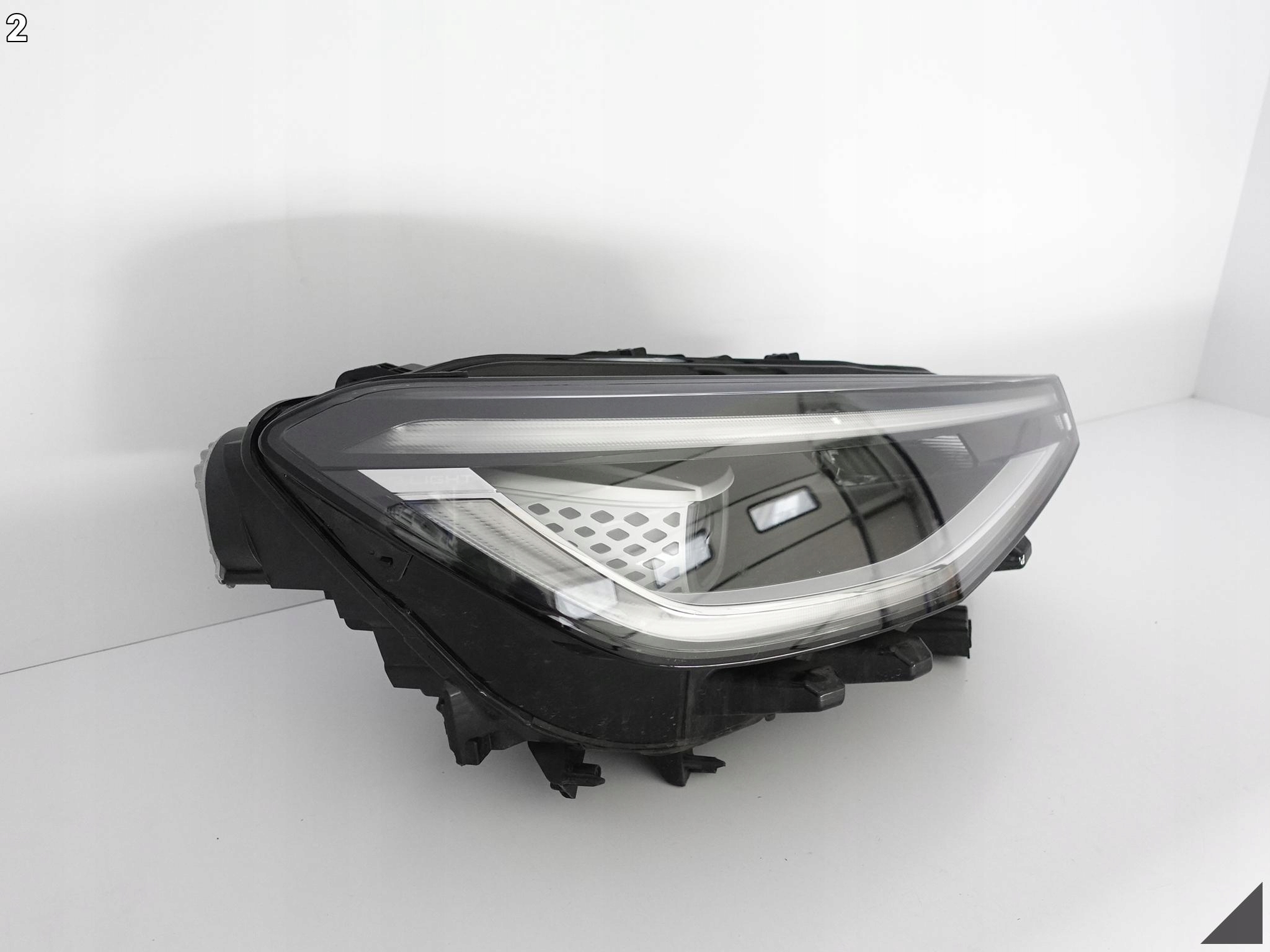 VW ID.4 11B 20- IQ.LIGHT FULL LED light right EU