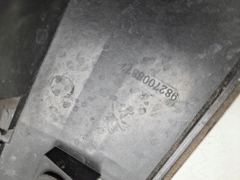 LISTWA KAROSERYJNA PRAWA PEUGEOT 5008 II GT LIFT 9827008877 Typ samochodu Samochody osobowe