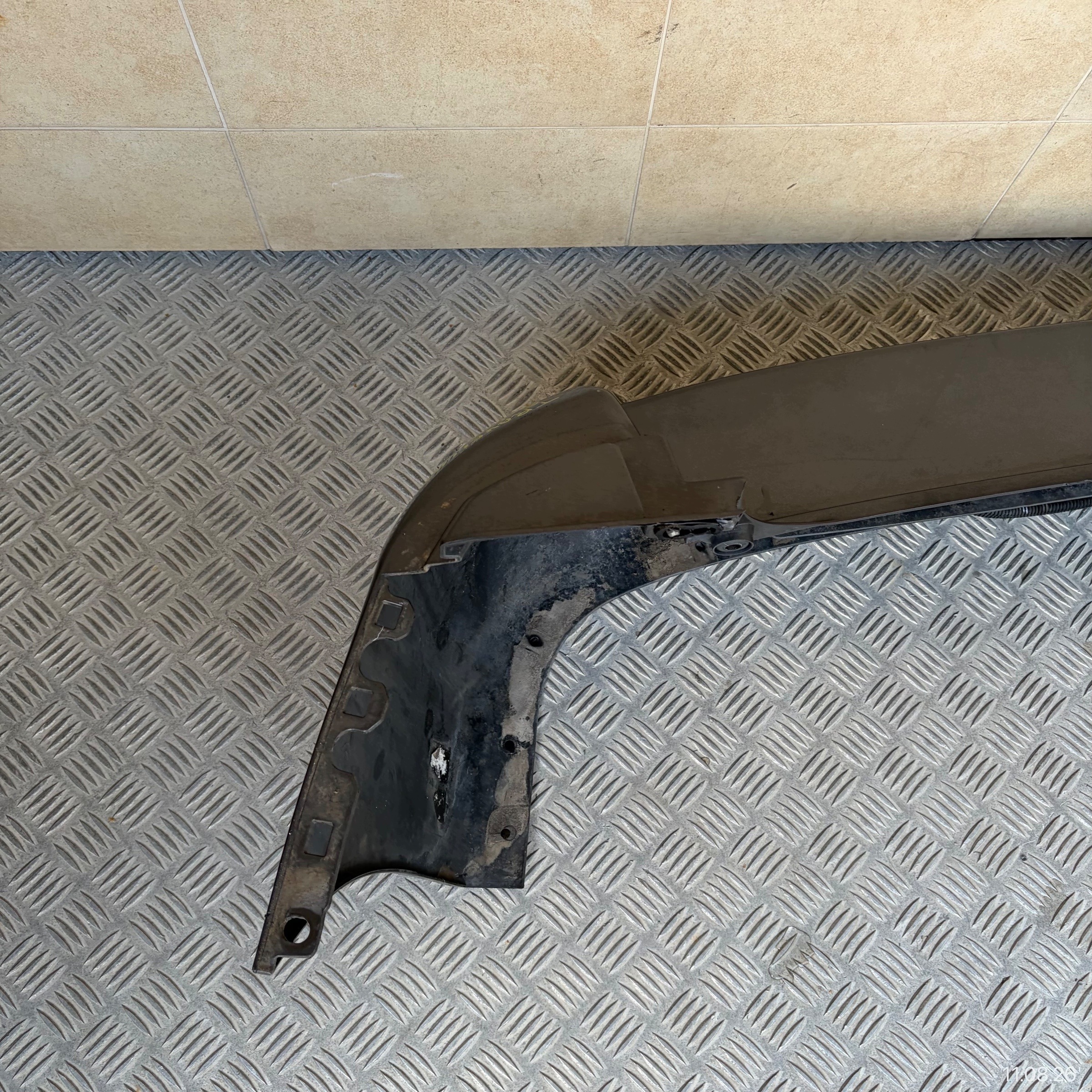 bumper rear complete PEUGEOT TRAVELLER 2016 ROK 6 PDC