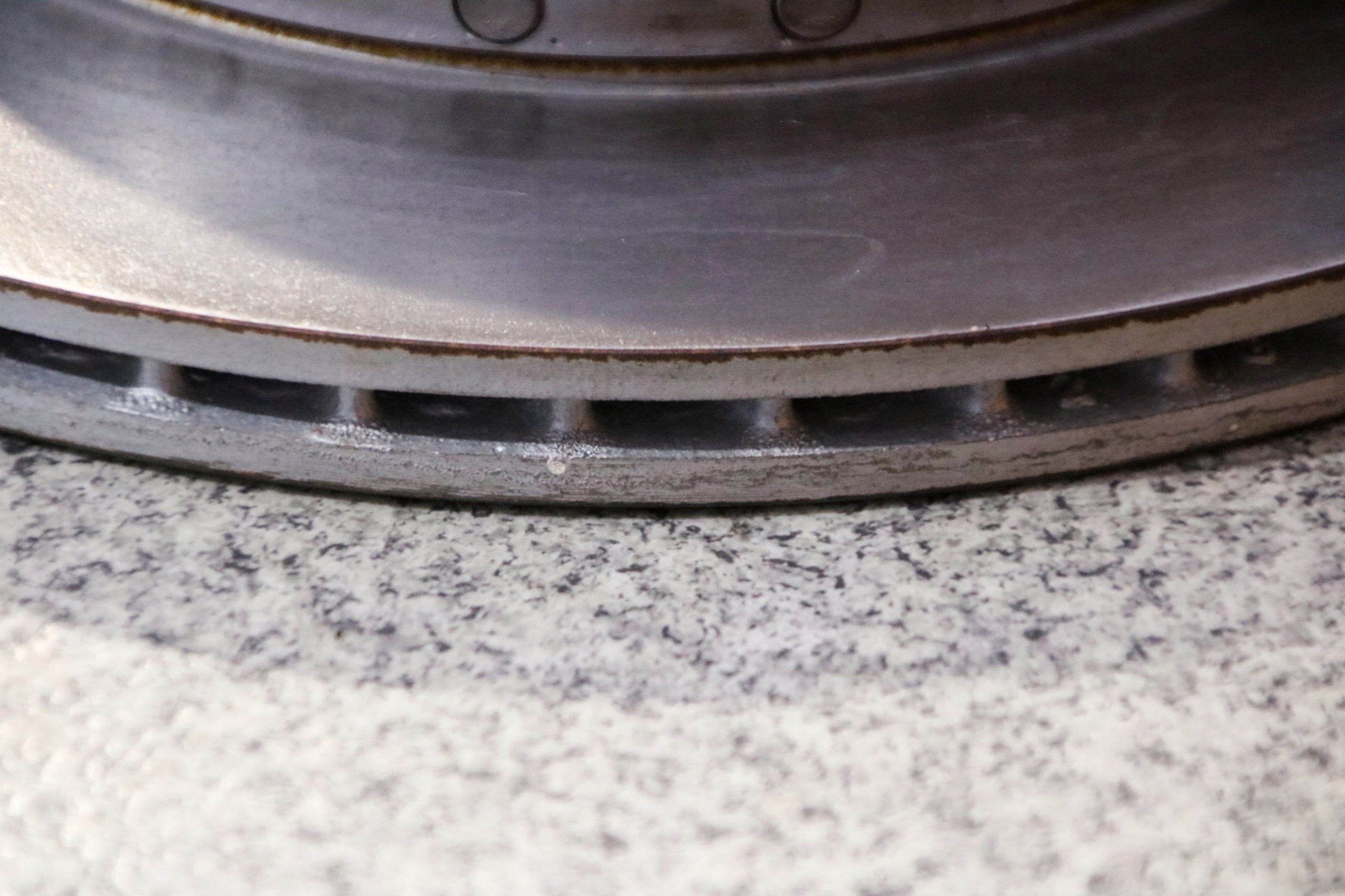 BMW G20 330i discs plates rear part 330x20 3 km !!!