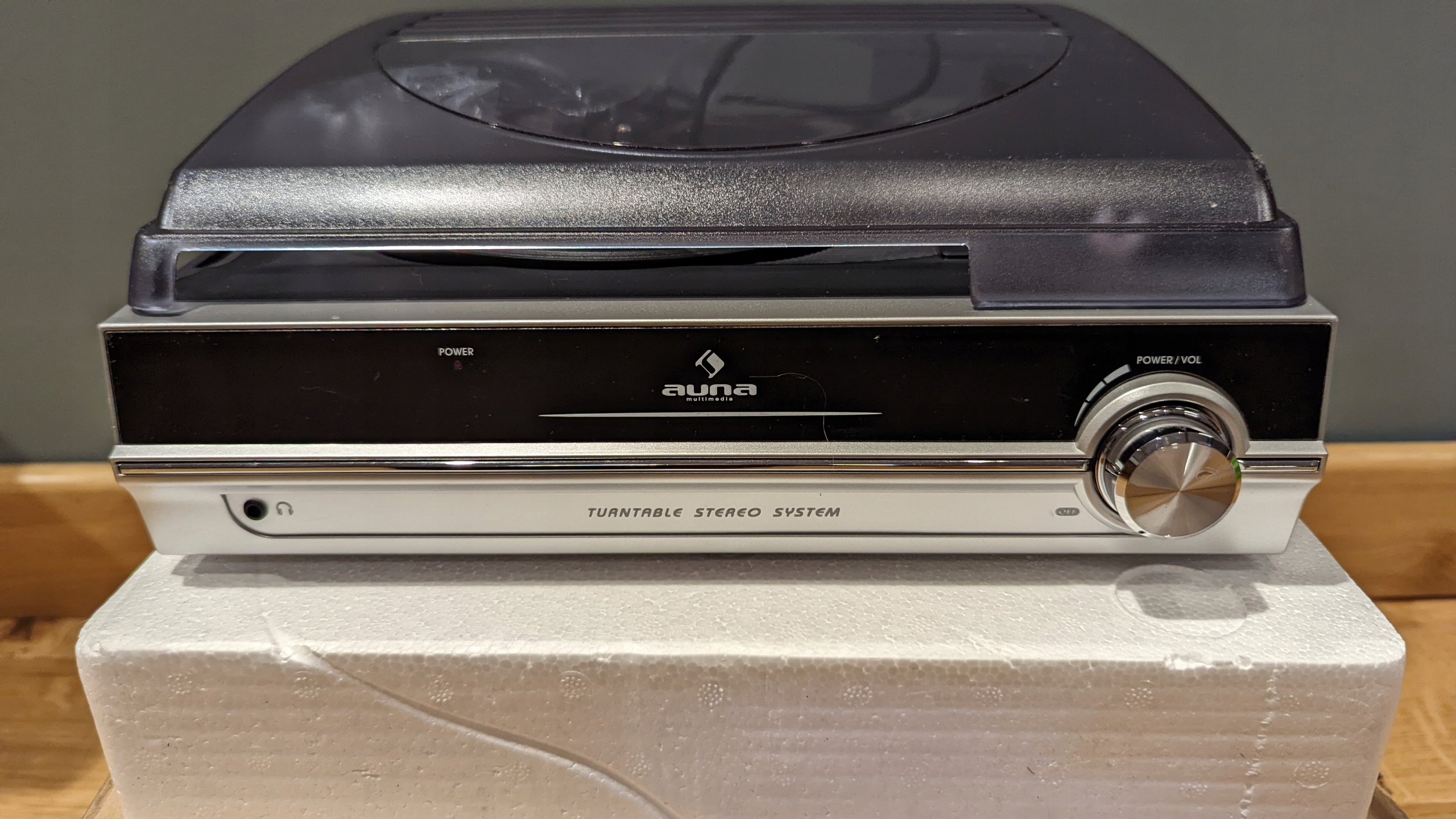 Gramofon Auna TBA-928 srebrny Głębokość produktu 29 cm