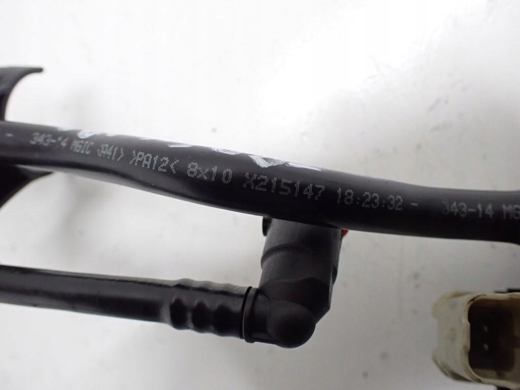 WĄŻ PRZEWÓD RURKA PALIWA WTRYSKÓW PRZELEWY VIVARO B TRAFIC III 1.6 DCi 19R Typ silnika Diesel