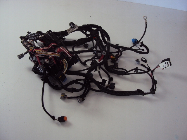 УСТАНОВКА МОТОРНОГО ВІДСІКУ DACIA SANDERO II STEPWAY