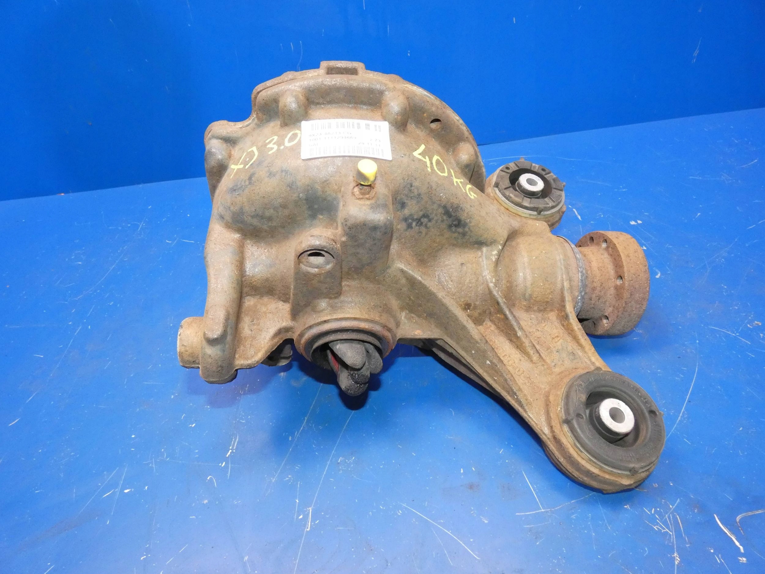 JAGUAR XJ X351 3.0 D differential rear diff 2,73