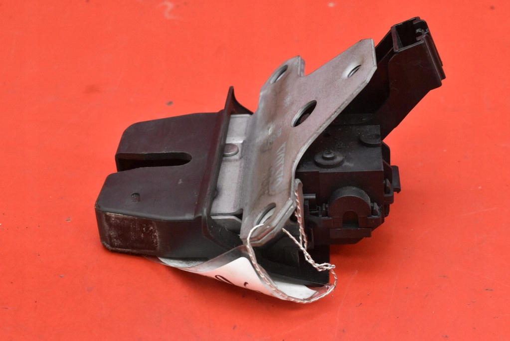 lock bonnet rear part boot VOLVO S60 2 II LIFT 13-20