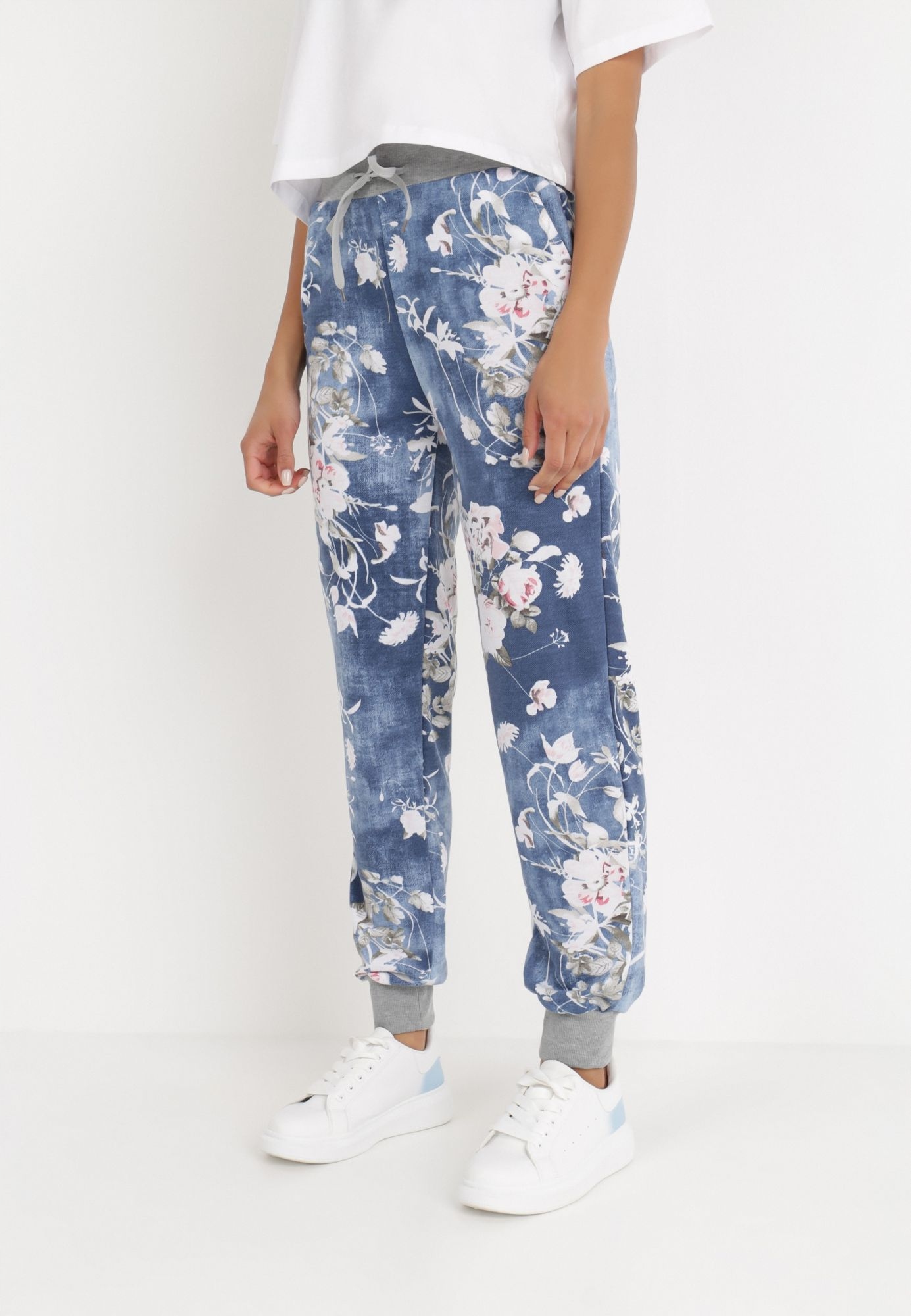 

Born2Be Niebieskie Spodnie damskie XL Dresowe